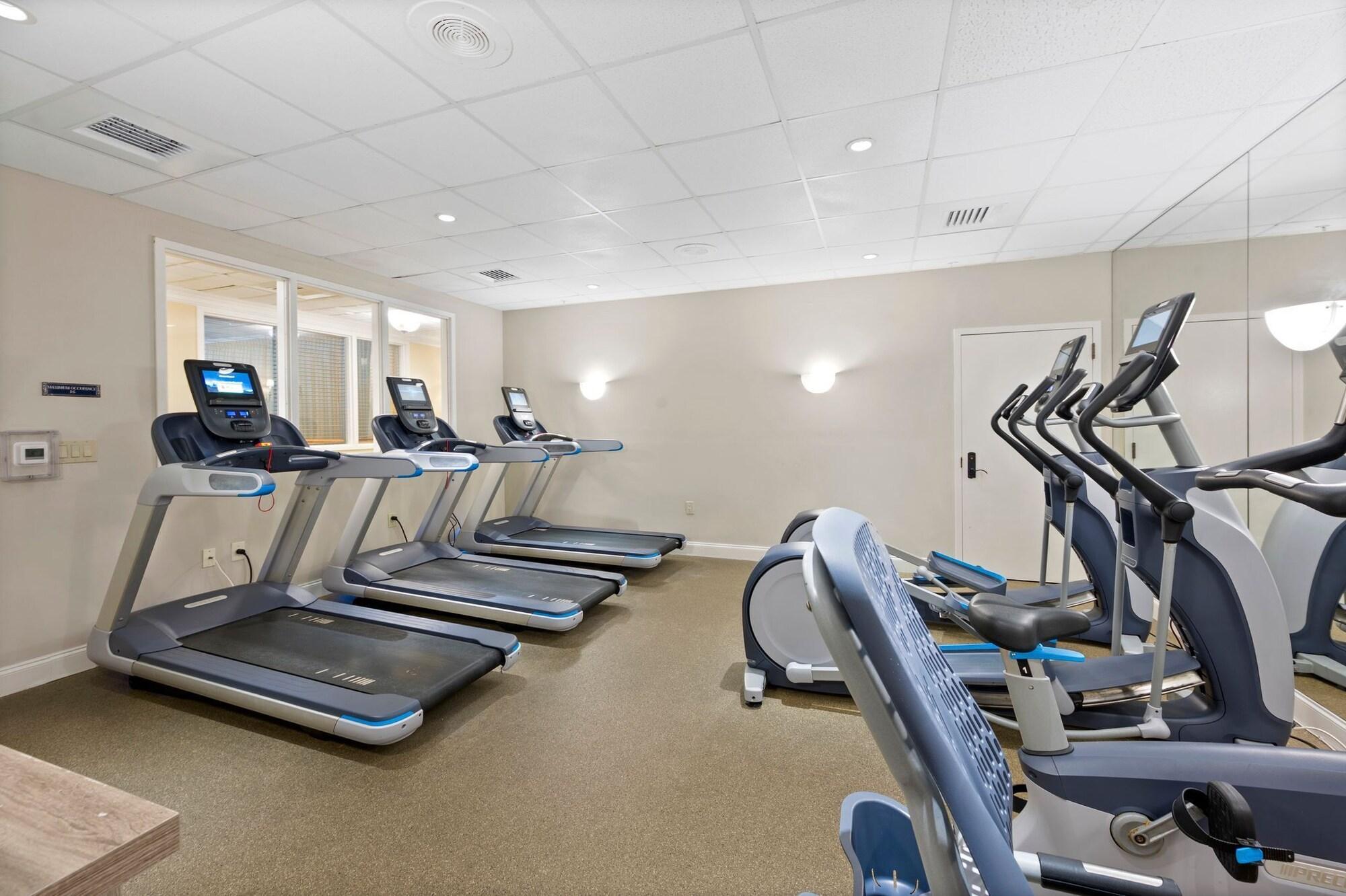 Gimnasio Marco Beach Ocean Suites