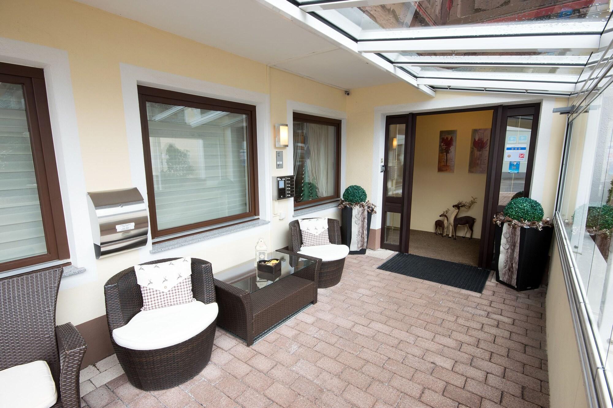 Vista Exterior Garni Bellaria