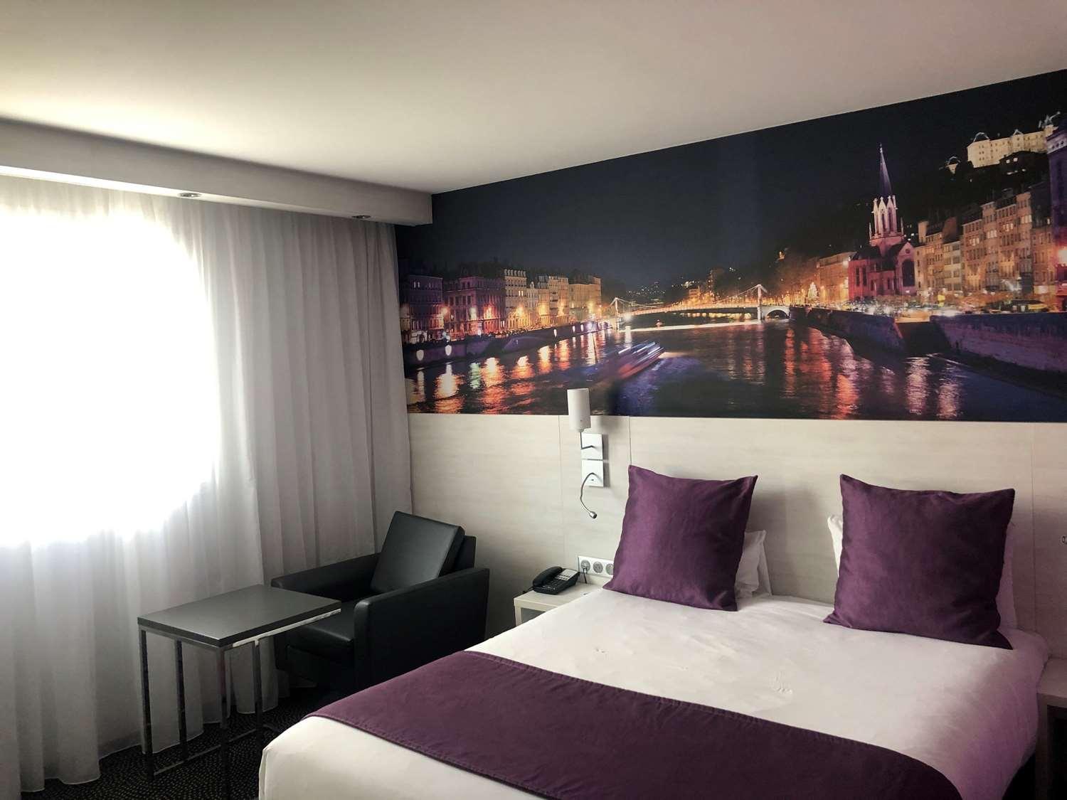 Vista Exterior Mercure Lyon Centre Charpennes Parc de la Tete d'Or