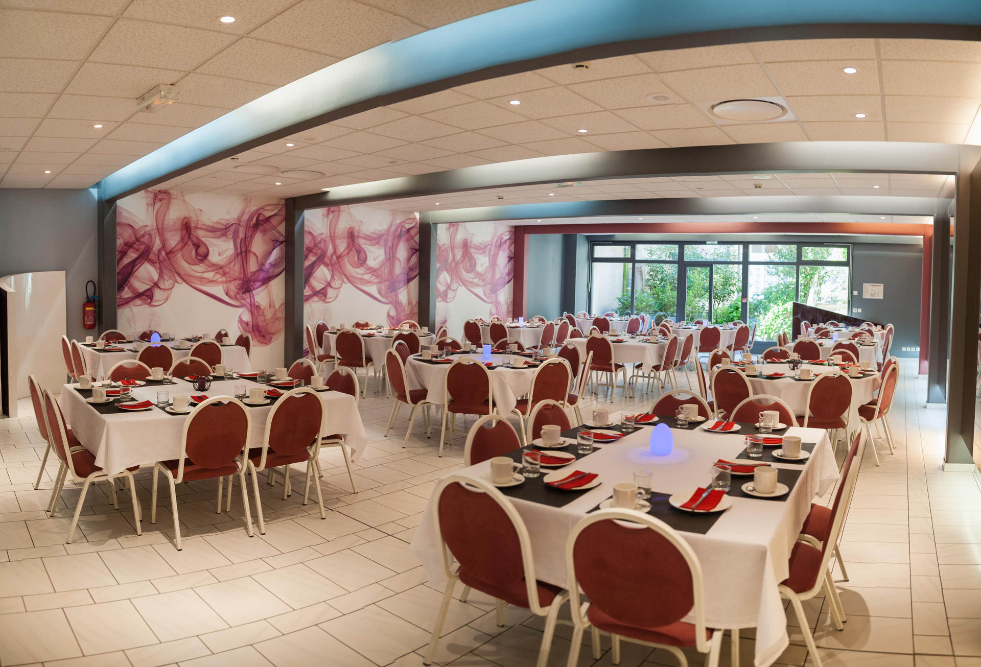 Sala de Reuniones Logis Hôtel Restaurant Le Fruitier