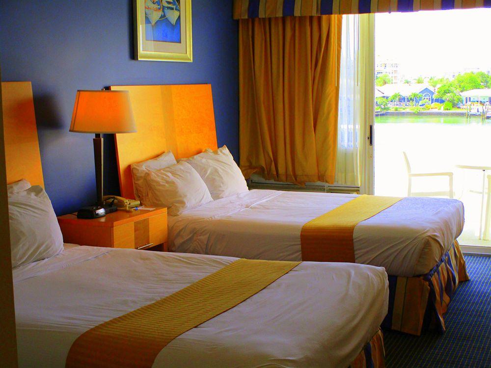 Habitación Charthouse Hotel & Suites