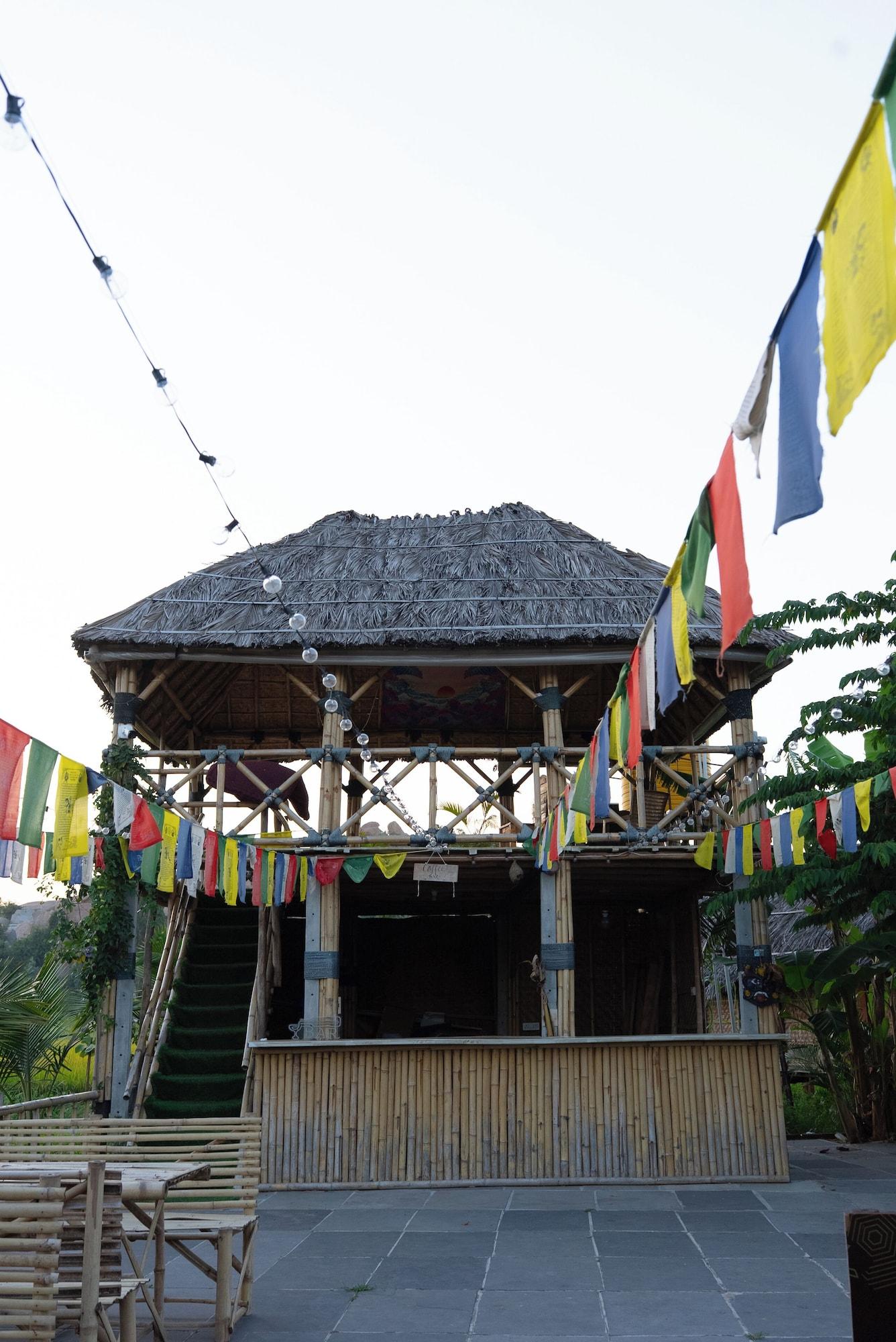 Comodidades del Alojamiento The Sundown Hampi