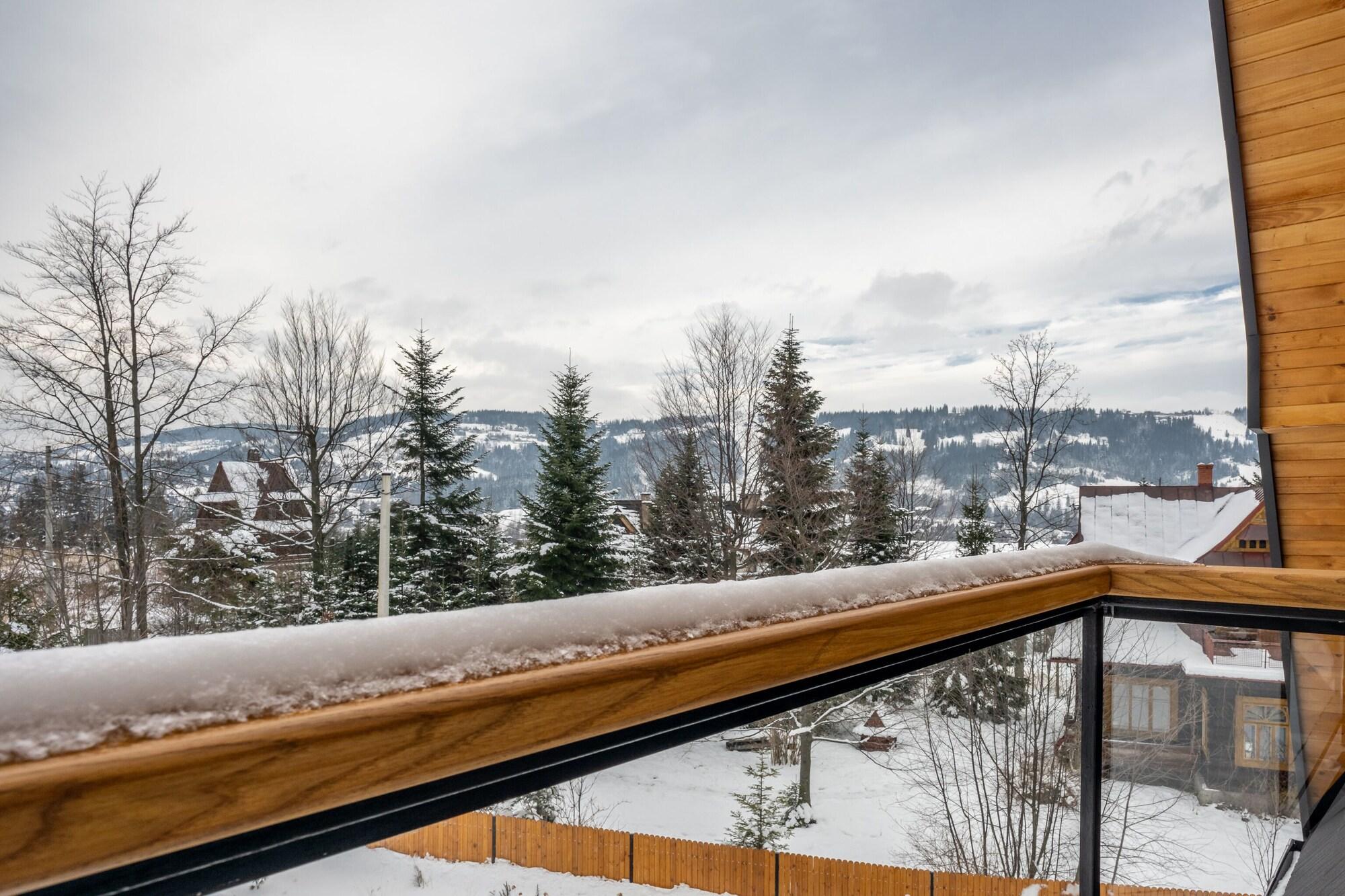 Vista Exterior Szlakami 5 Dolin