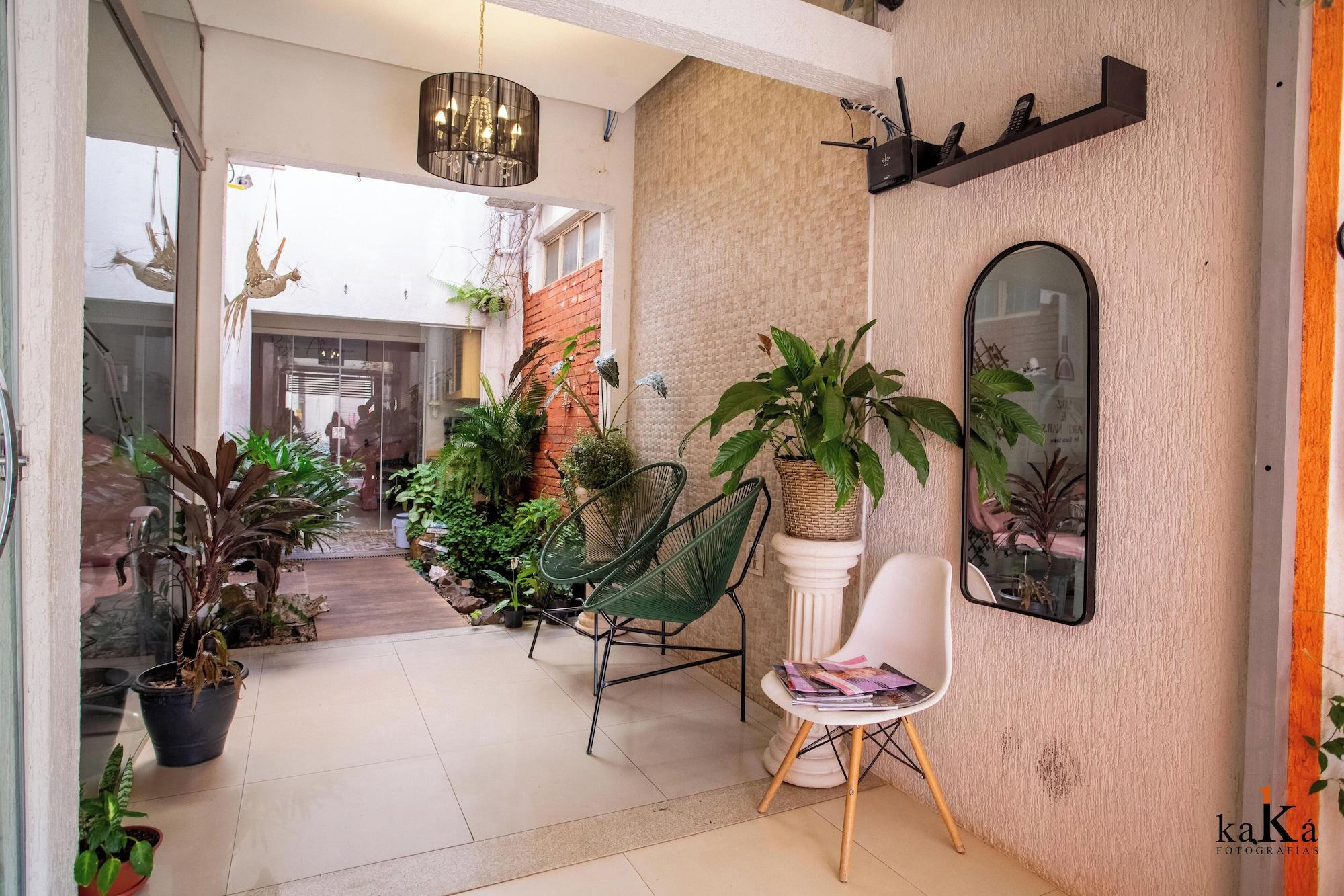 Vista Lobby Hostel Central