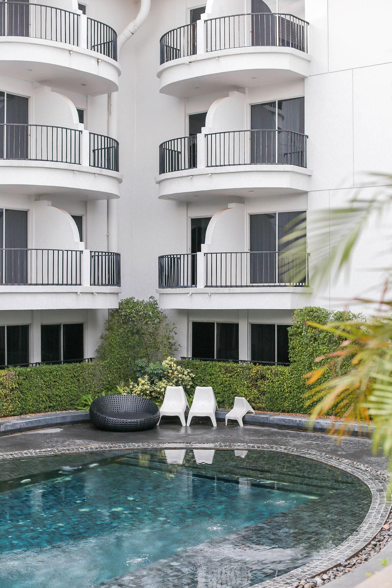Vista Exterior Mittapan Kanchanaburi