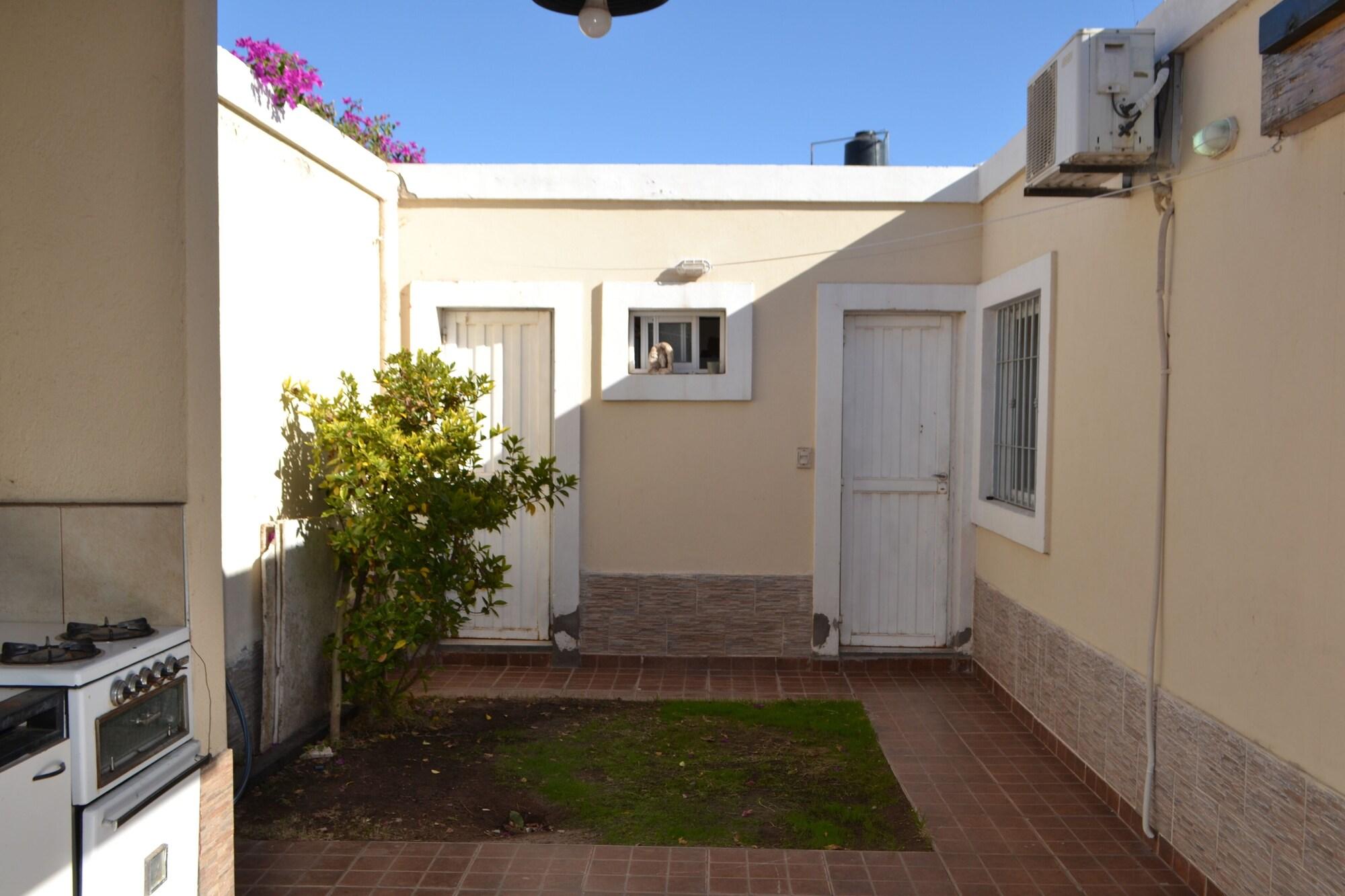 Equipamiento de Habitación Amplia e iluminada casa en Mendoza