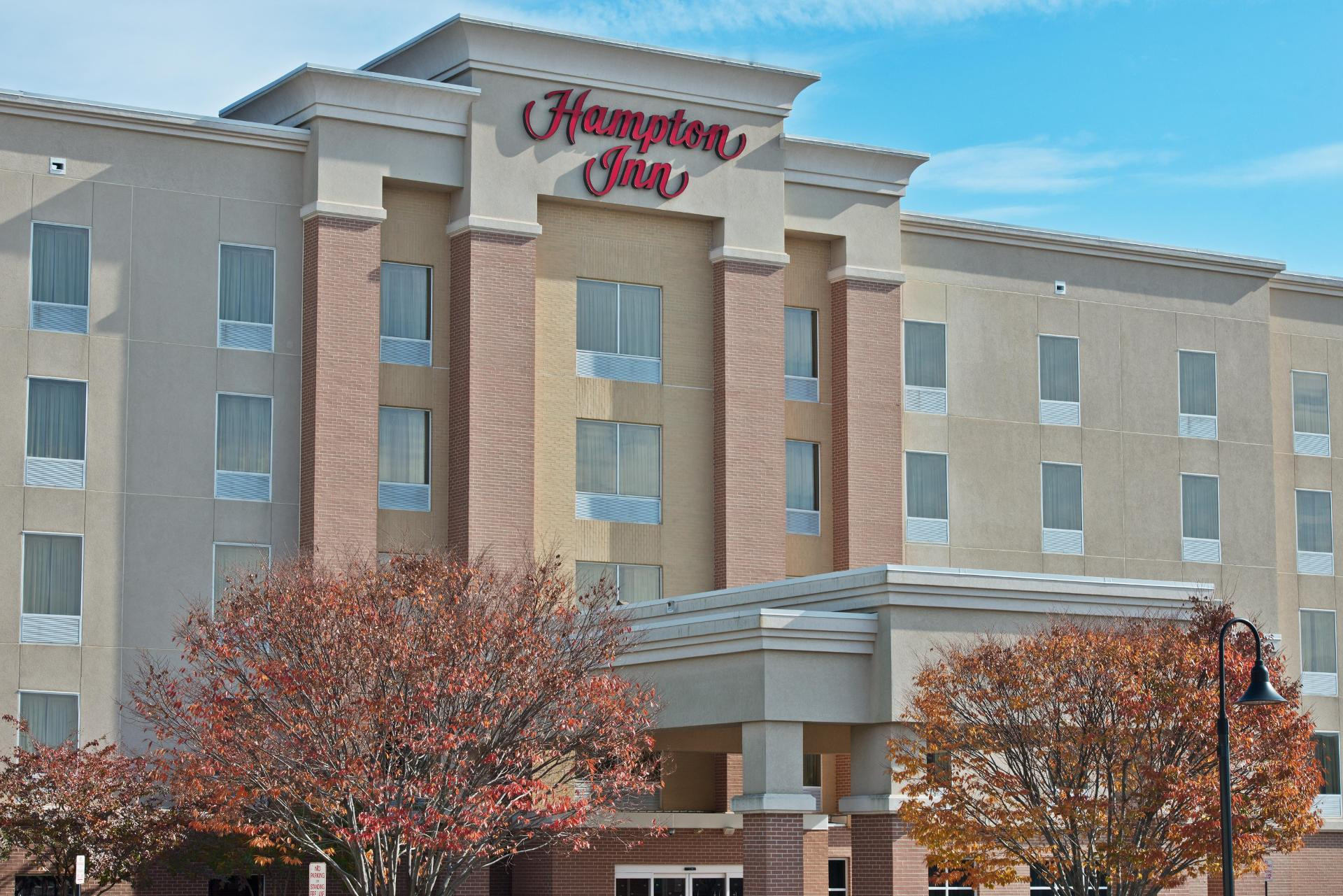 Vista Exterior Hampton Inn by Hilton Gainesville-Haymarket
