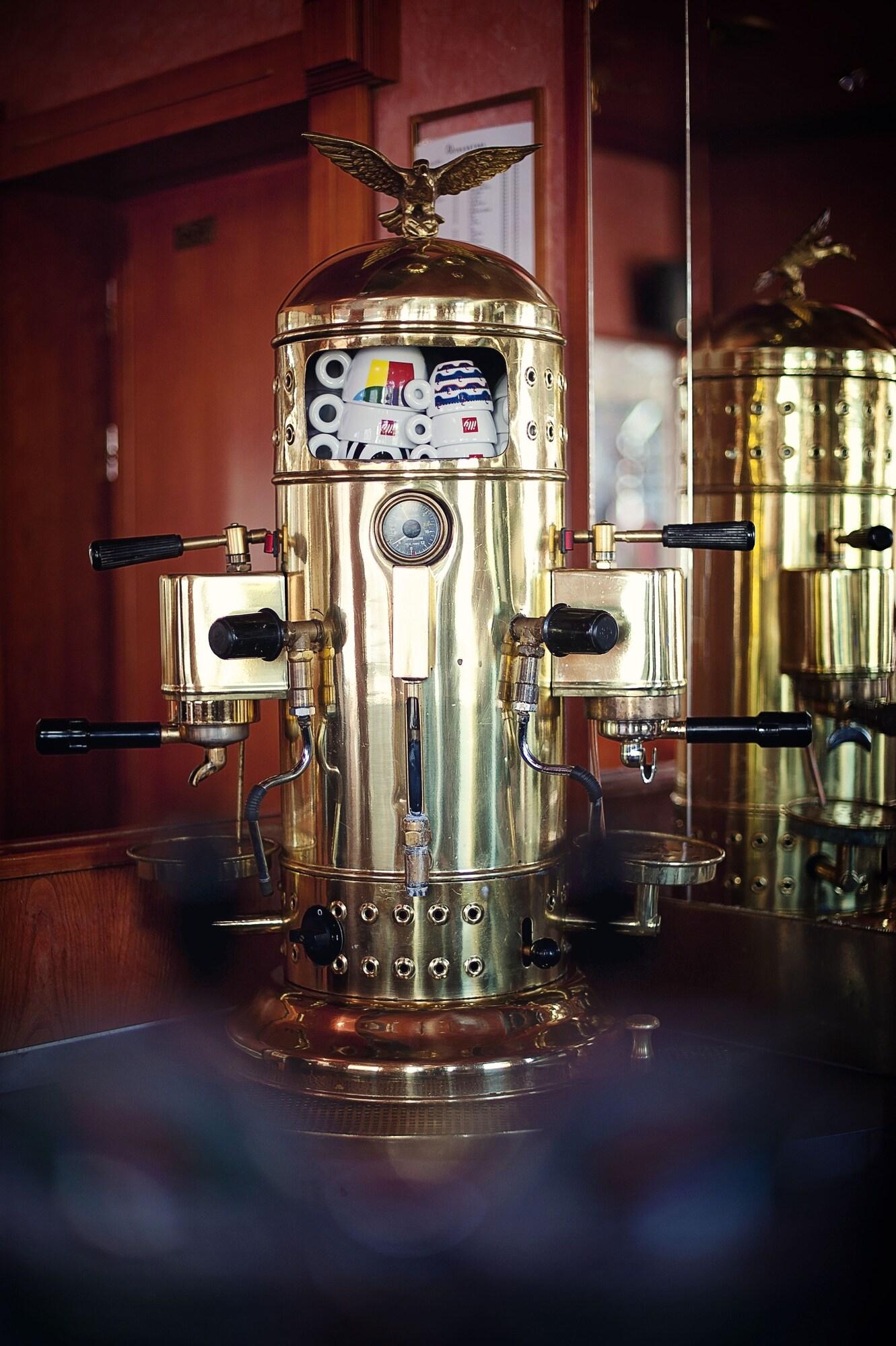 Bar/Salón Hotel Bajt Maribor