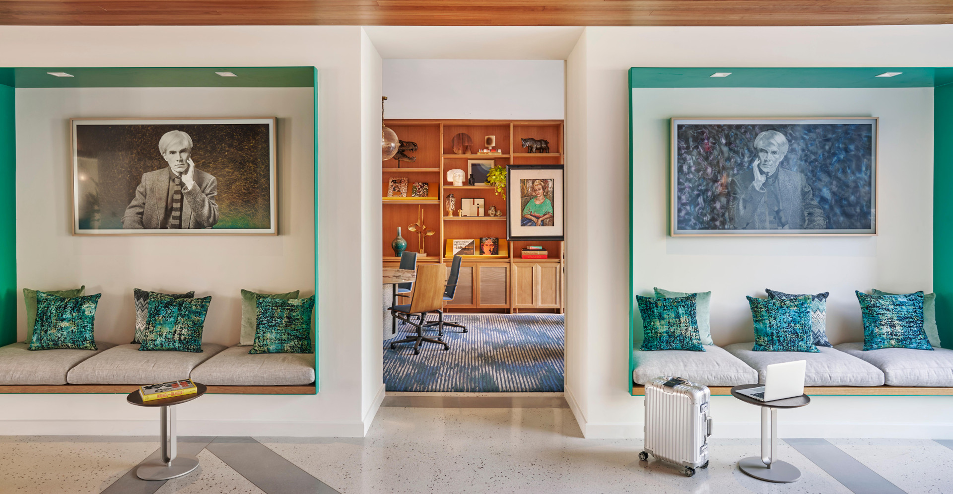 Vista Lobby Viceroy Santa Monica