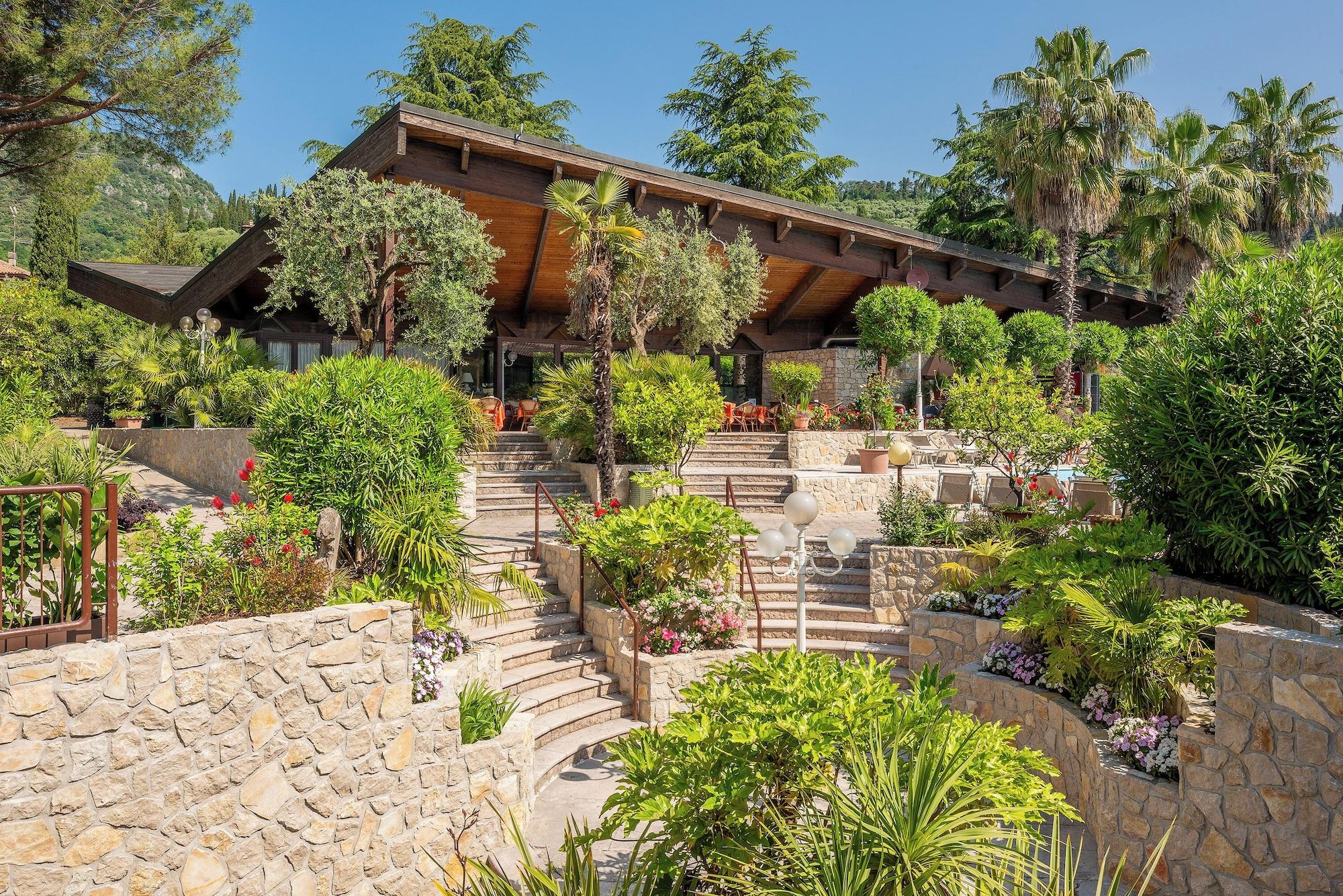 Vista Exterior Sport Hotel Olimpo