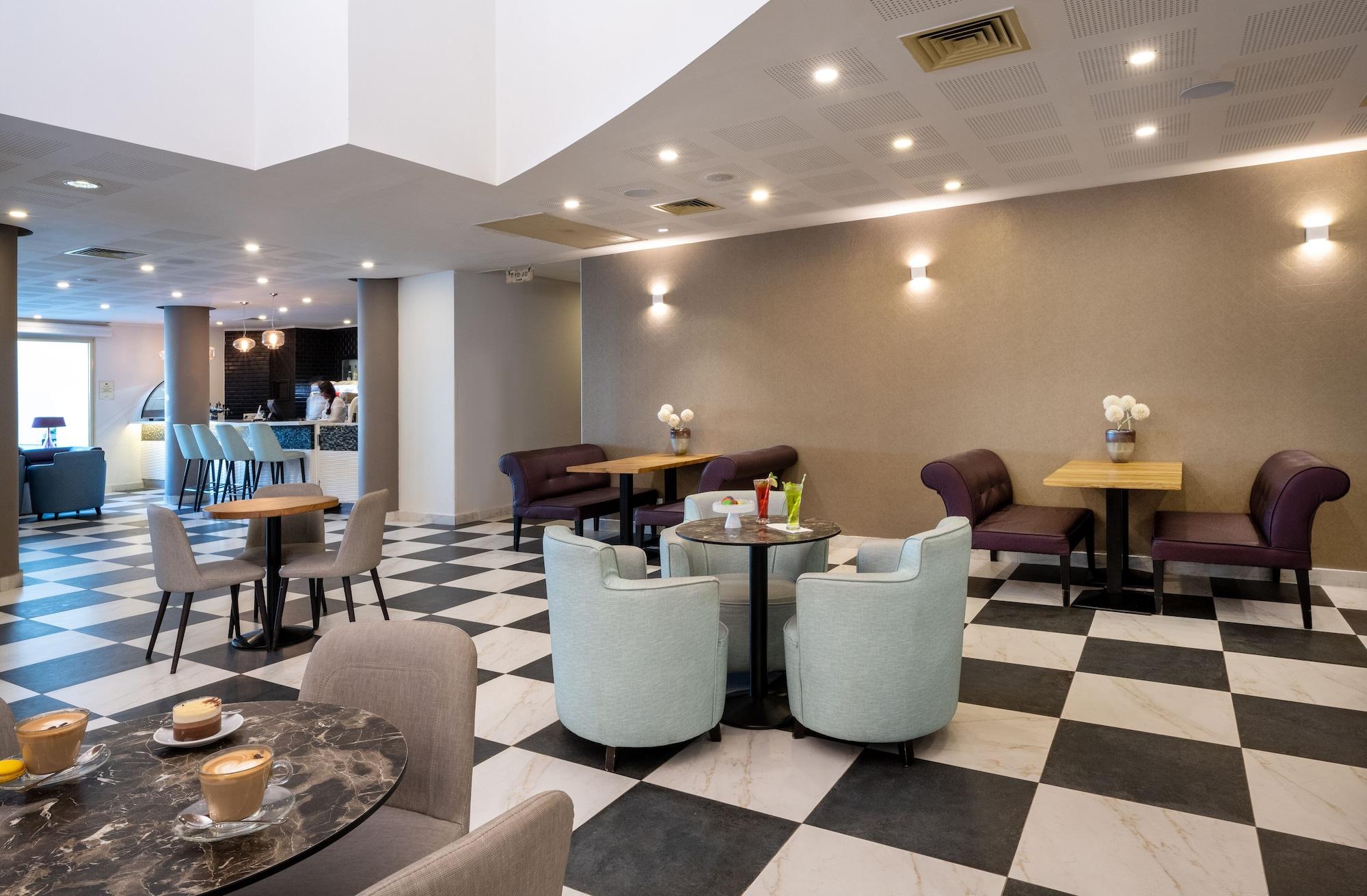 Vista Lobby Leonardo Plaza Dead Sea