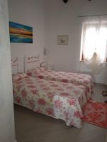 Alquiler Vacacional - Detached villa with large garden and swimming pool 50 mt from the sea