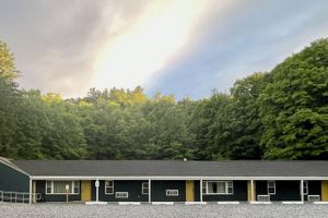Alojamiento - East Rock Inn
