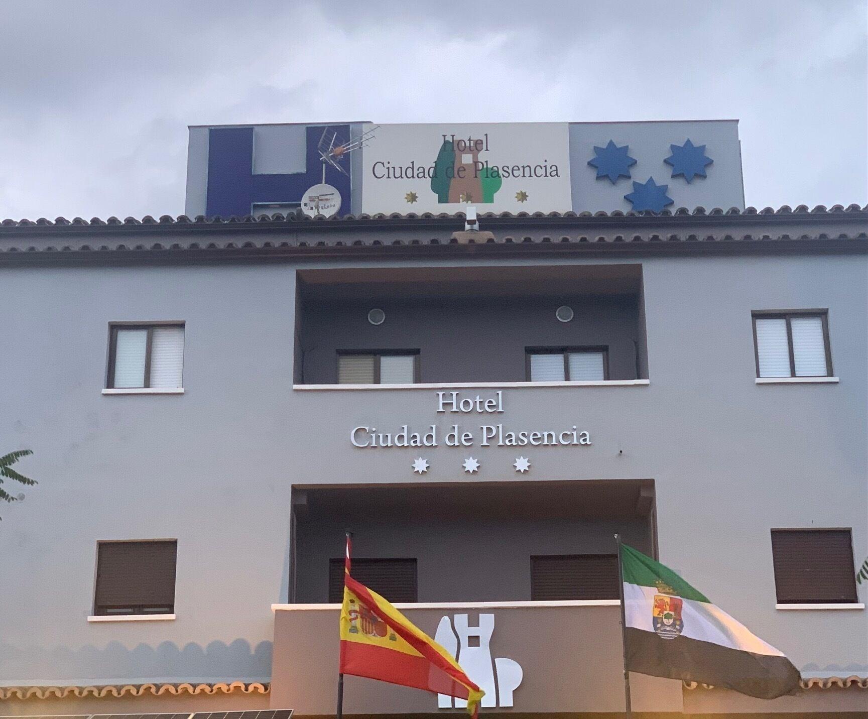 Vista Exterior Hotel Ciudad de Plasencia