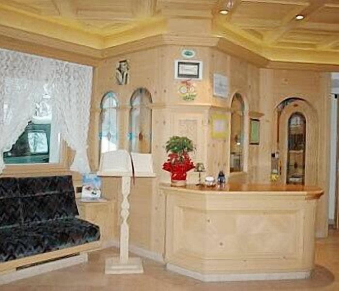 Vista Lobby Lupo Bianco Wellness & Walking Hotel