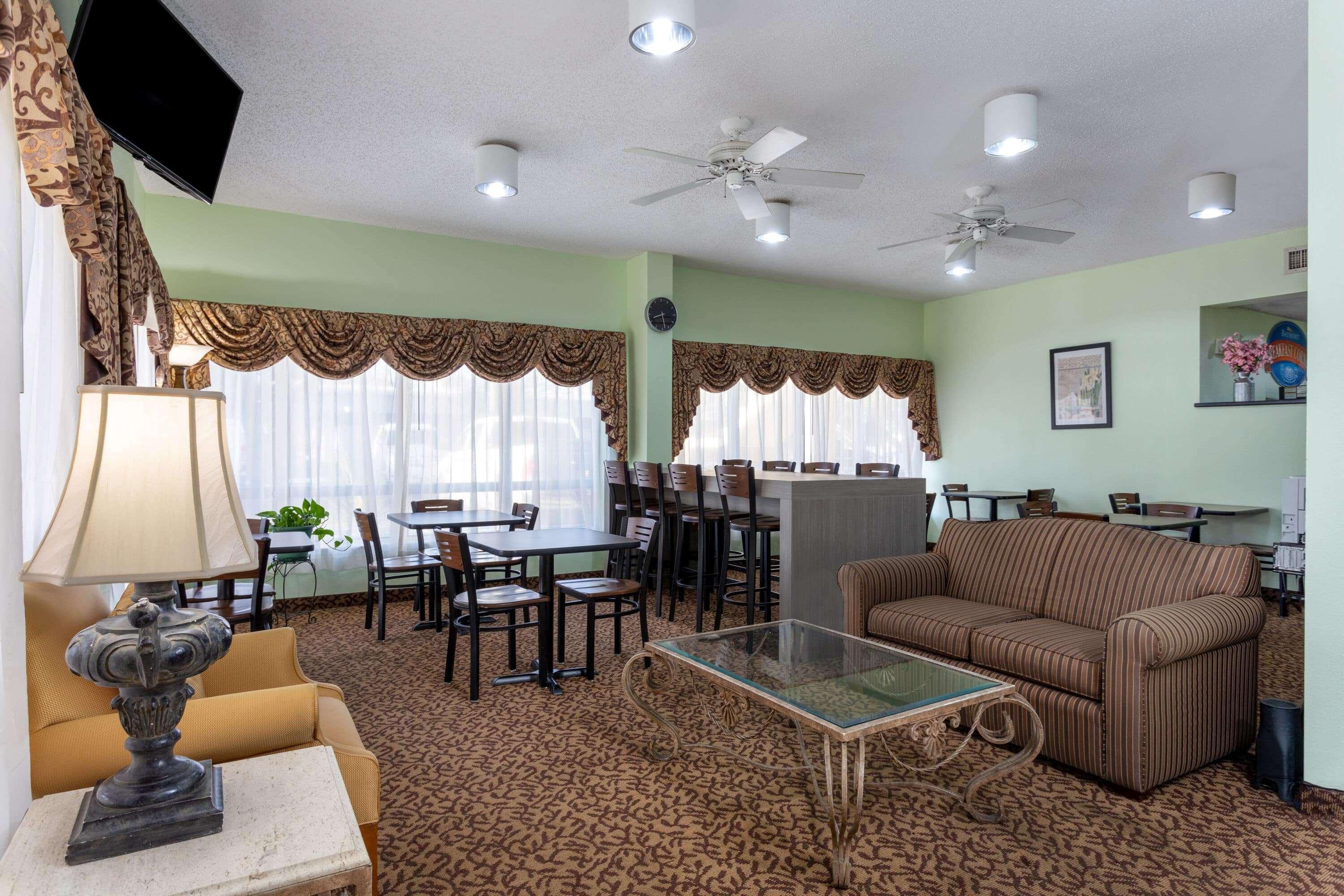 Restaurant Baymont by Wyndham Tallahassee
