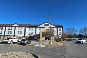 Alojamiento - Quality Inn & Suites