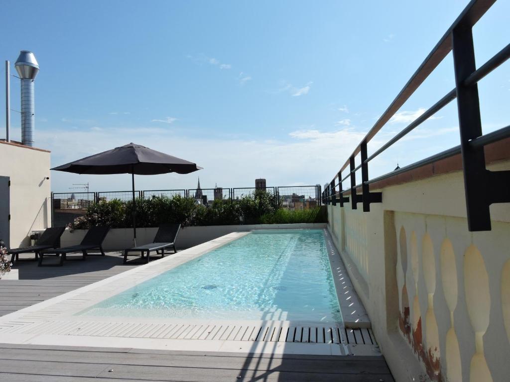 Vista Piscina Raval House