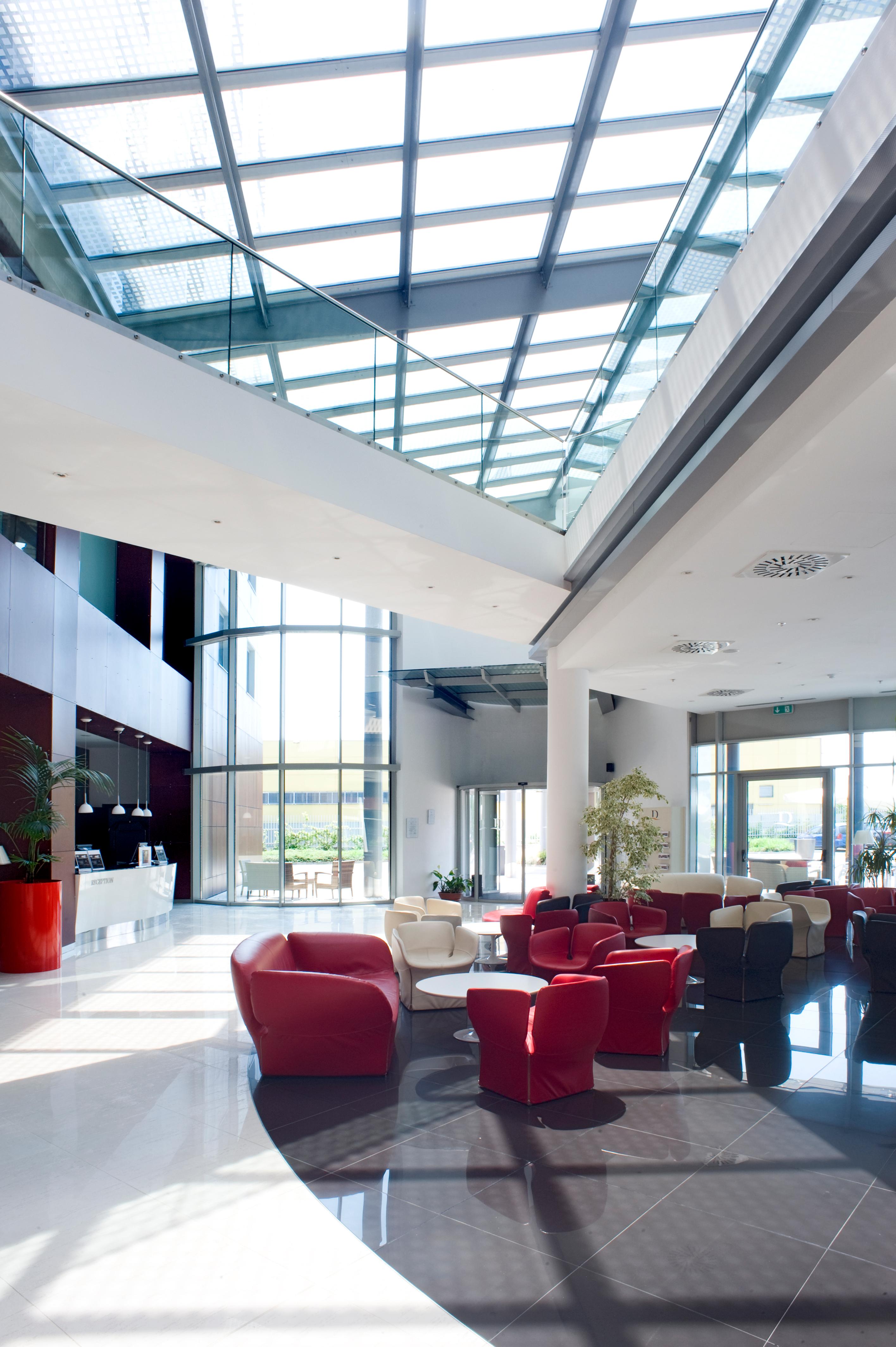 Vista Lobby Domina Milano Fiera