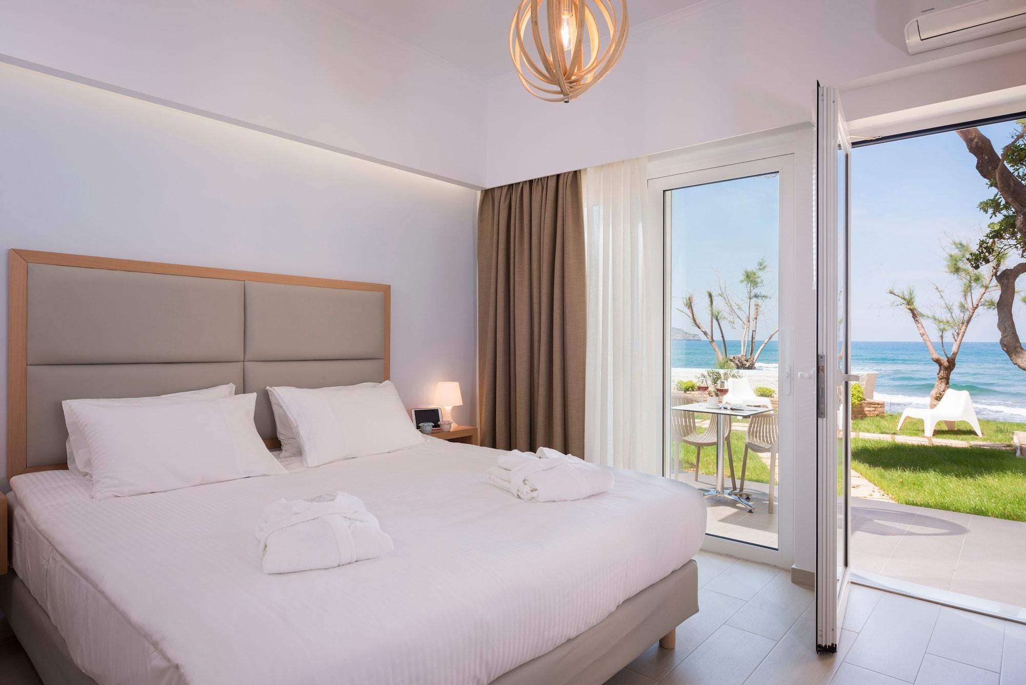 Varios Hermes Beach Front