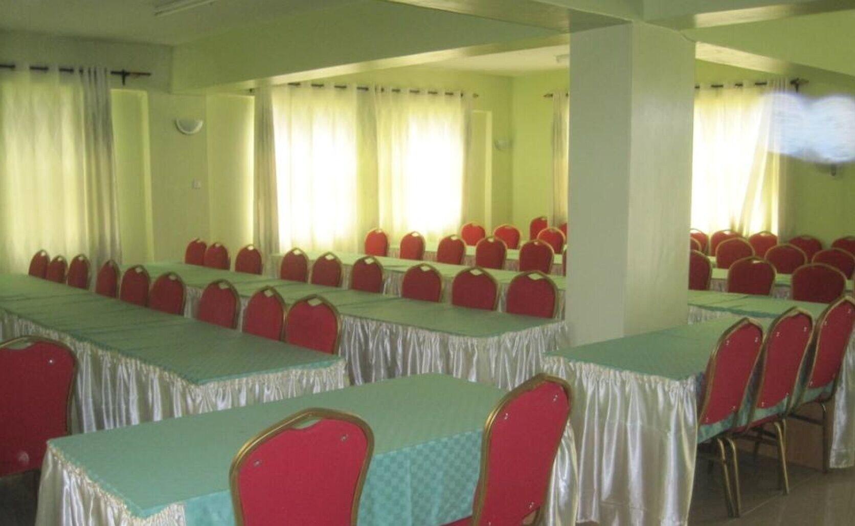 Sala de Reuniones Grenville Hotel Oyugis