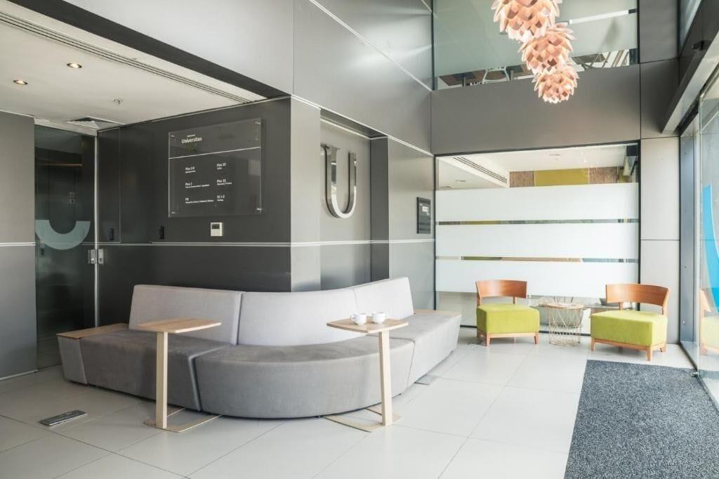 Vista Lobby Mercosur Universitas Apart Hotel