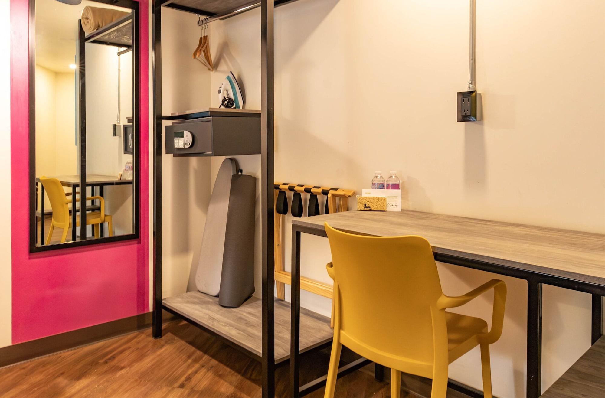 Set de Habitación Hotel Estancias VIVE MX Cuauhtemoc, Trademark by Wyndham