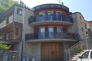 Alojamiento - Albergo Pace