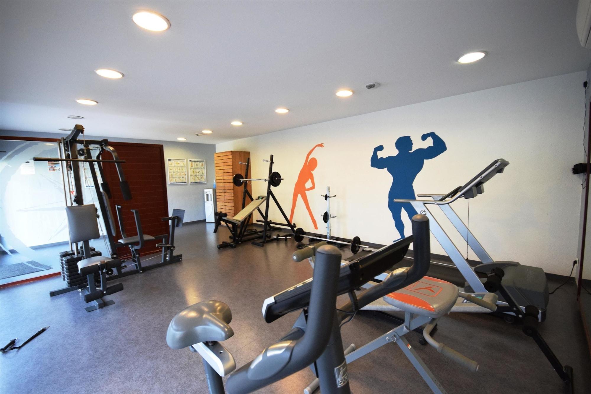Gimnasio Kyriad Prestige - Bordeaux Aeroport