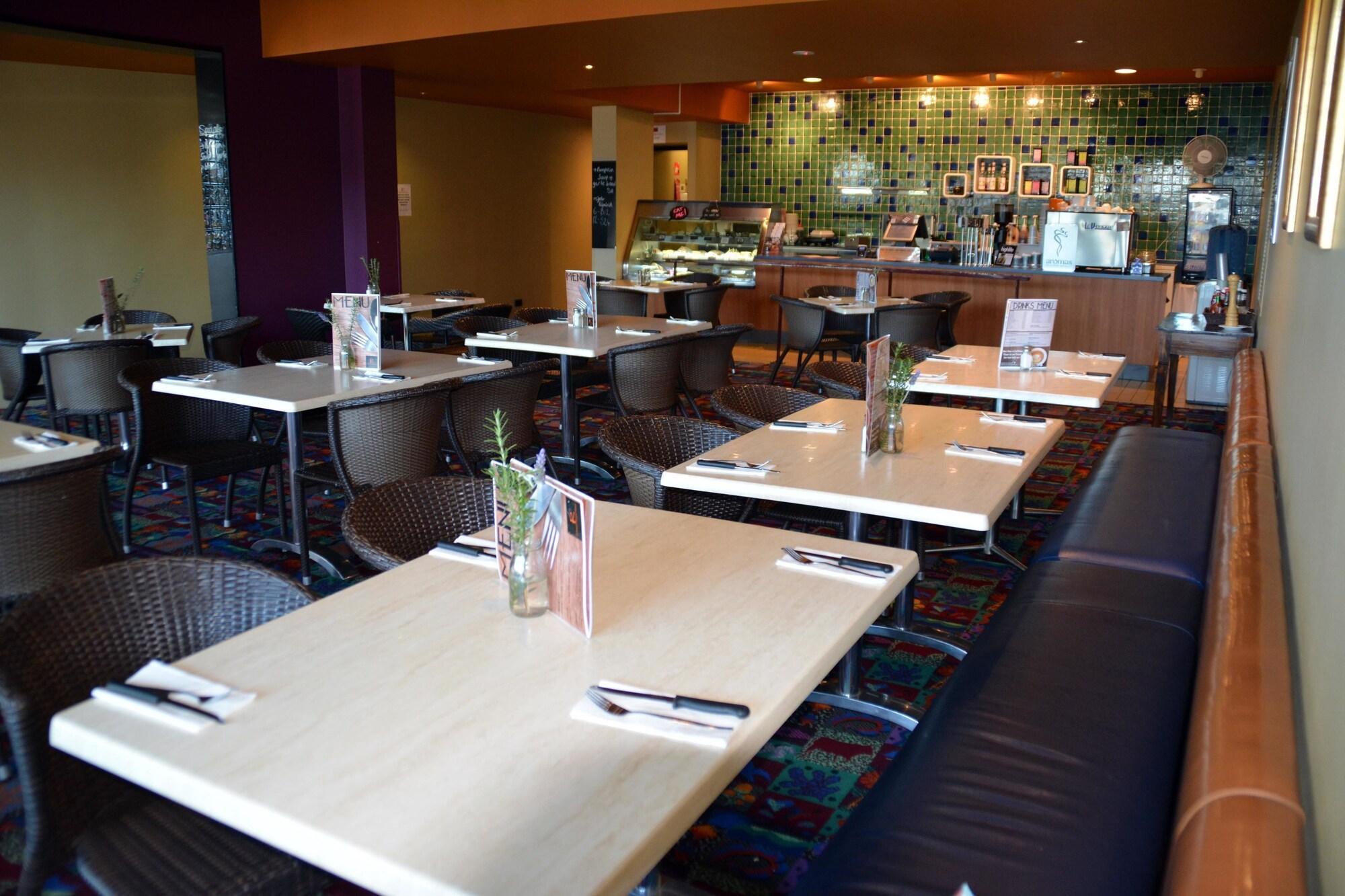 Restaurant O Shea S Royal Hotel