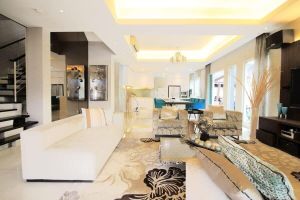 Arriendo temporal - Chic 4BR Oasis With Gazebo, Your Dream Getaway