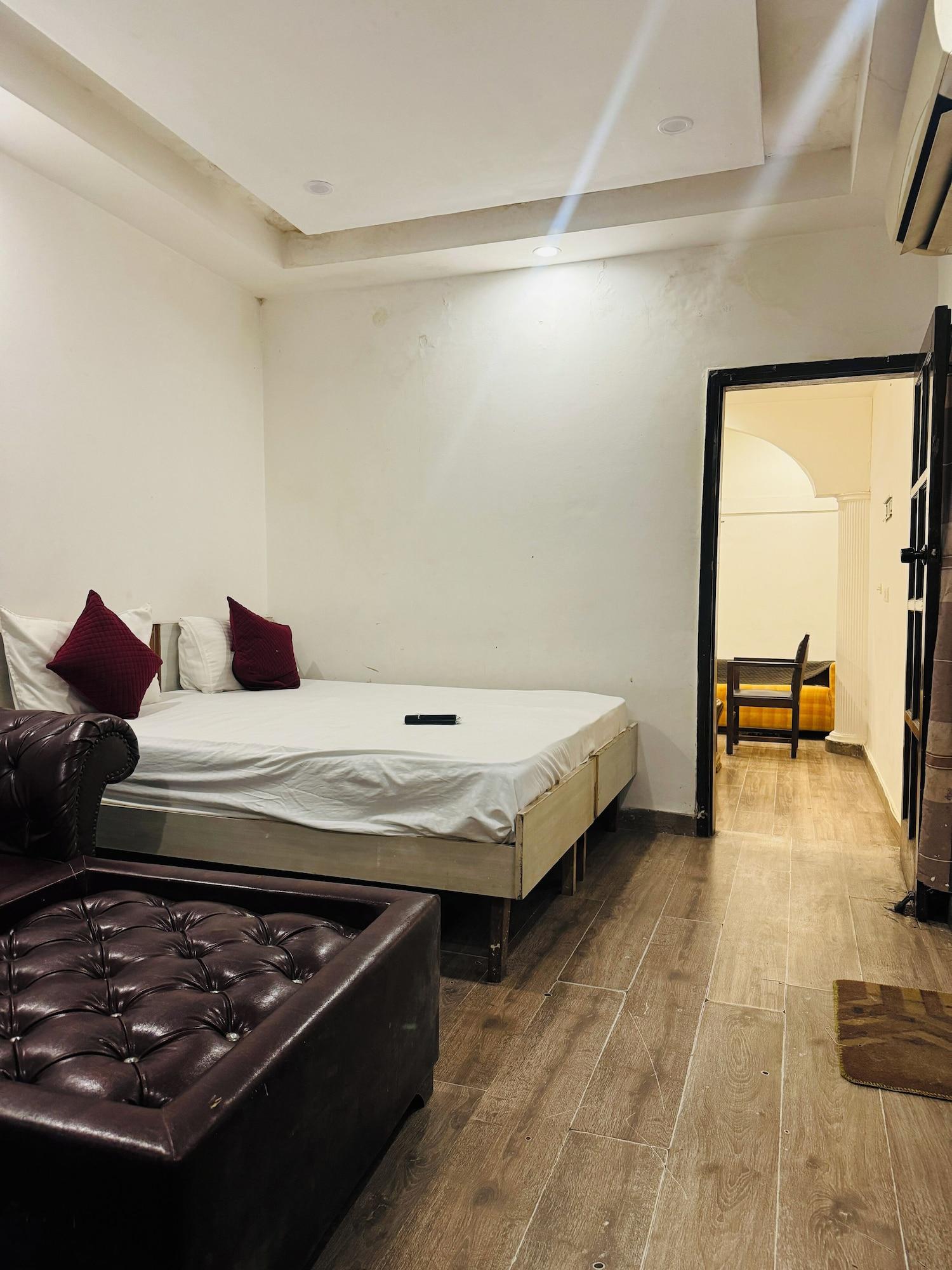 Quarto Bir Home Stays