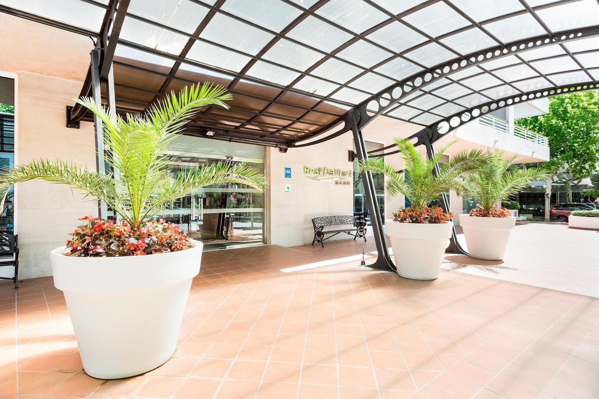 Vista Exterior Hotel Best Da Vinci
