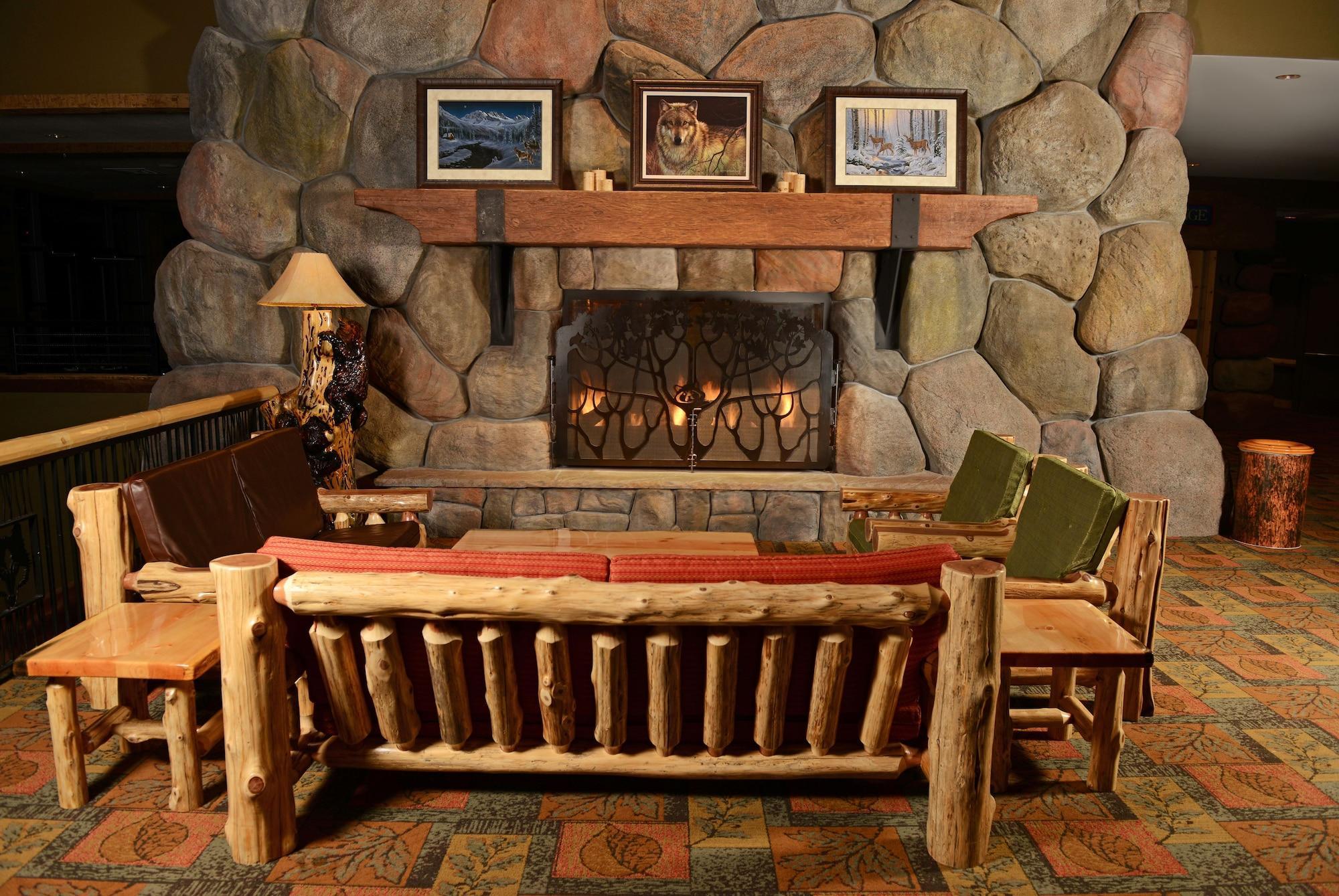 Vista Lobby Great Wolf Lodge Colorado Springs