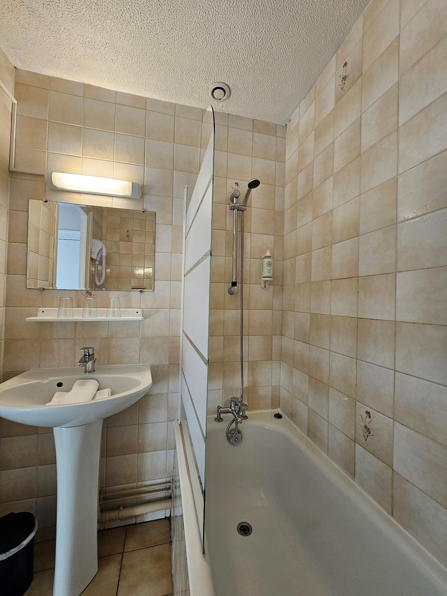 Equipamiento de Habitación ESCAL'HOTEL