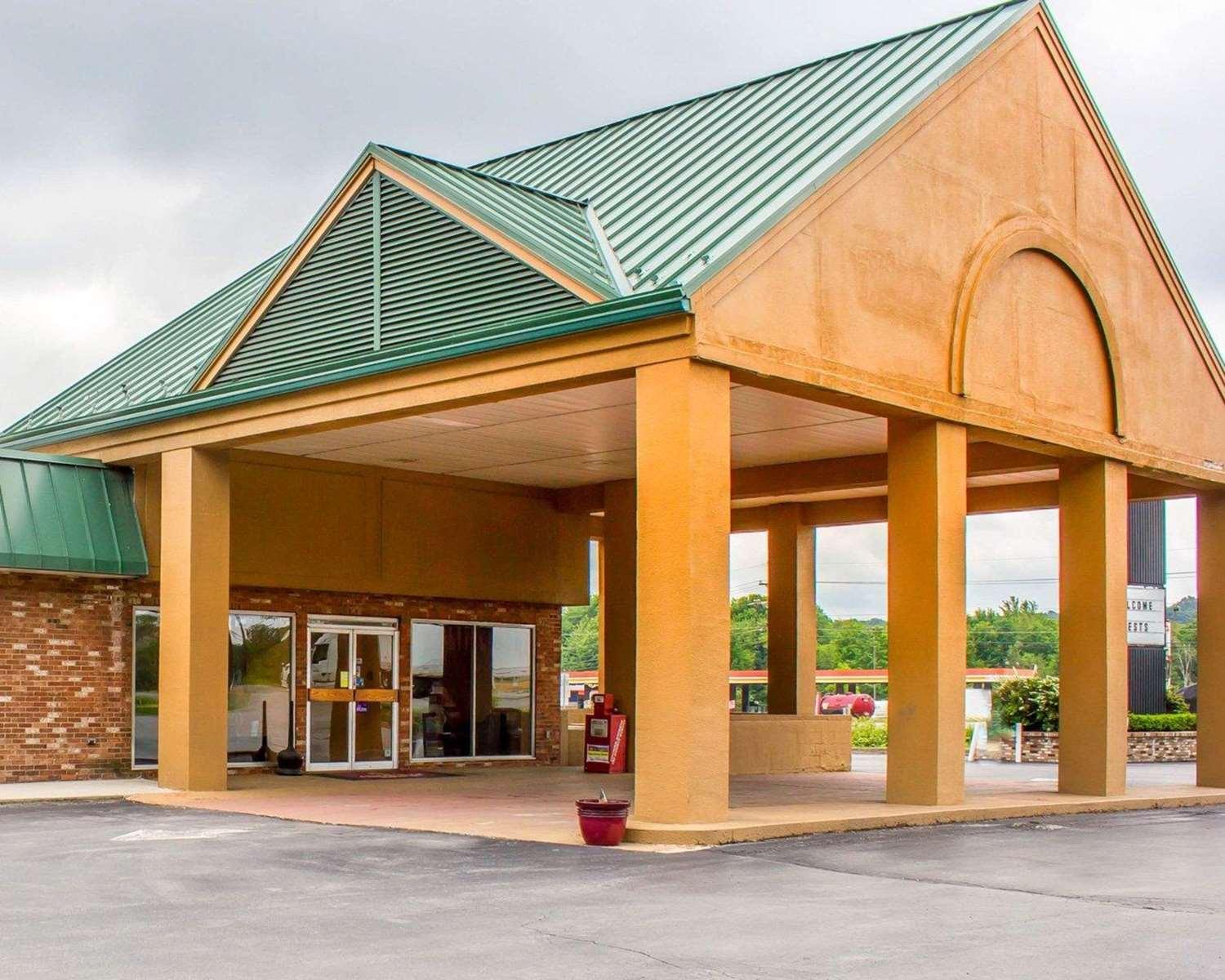 Vista Exterior Clarion Hotel