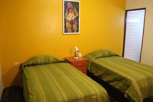Alojamiento - Flying Dog Hostels Iquitos