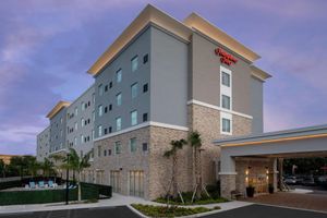 Alojamiento - Hampton Inn Miami - Airport East, FL