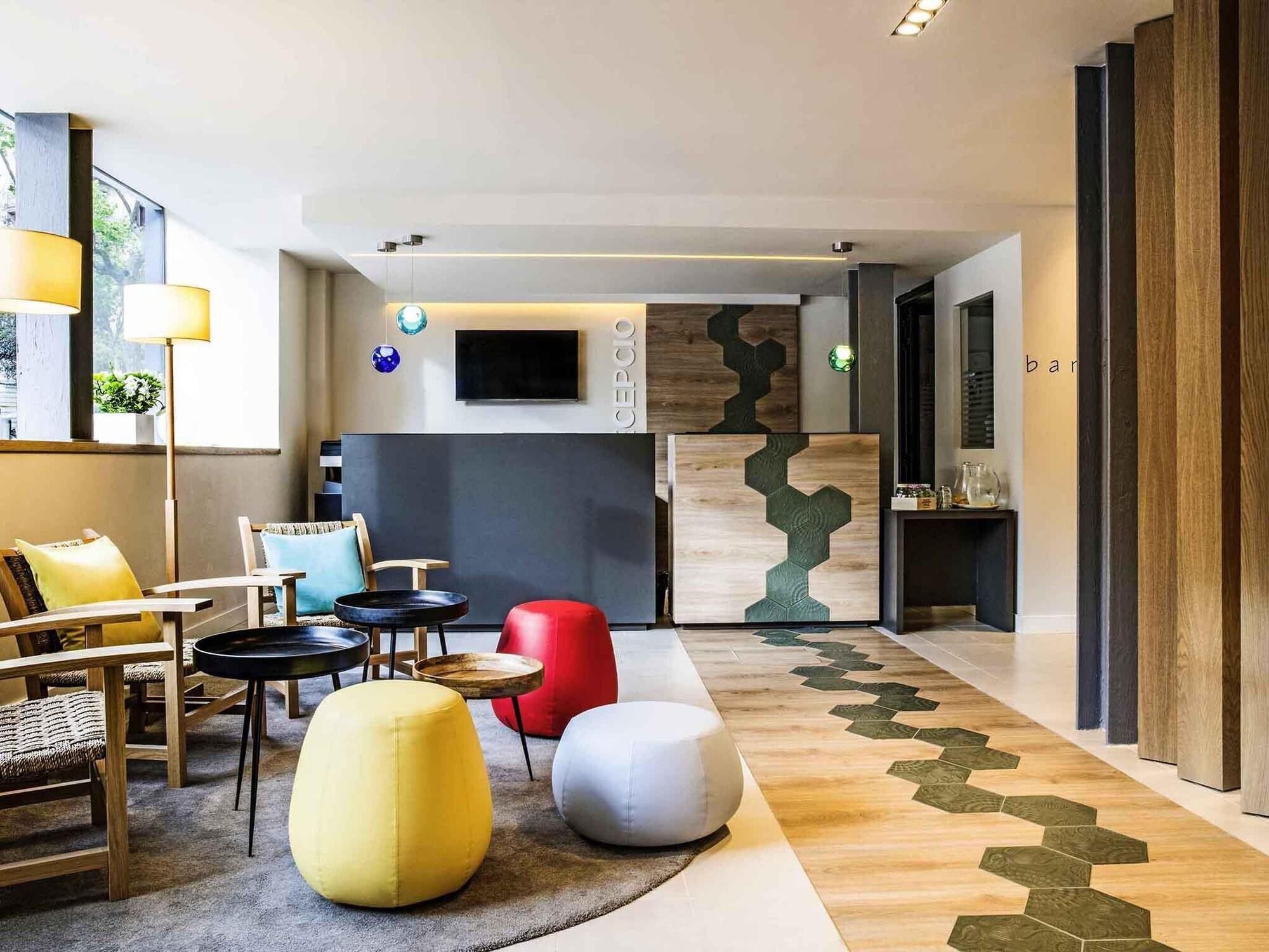 Varios Ibis Styles Barcelona Centre Hotel