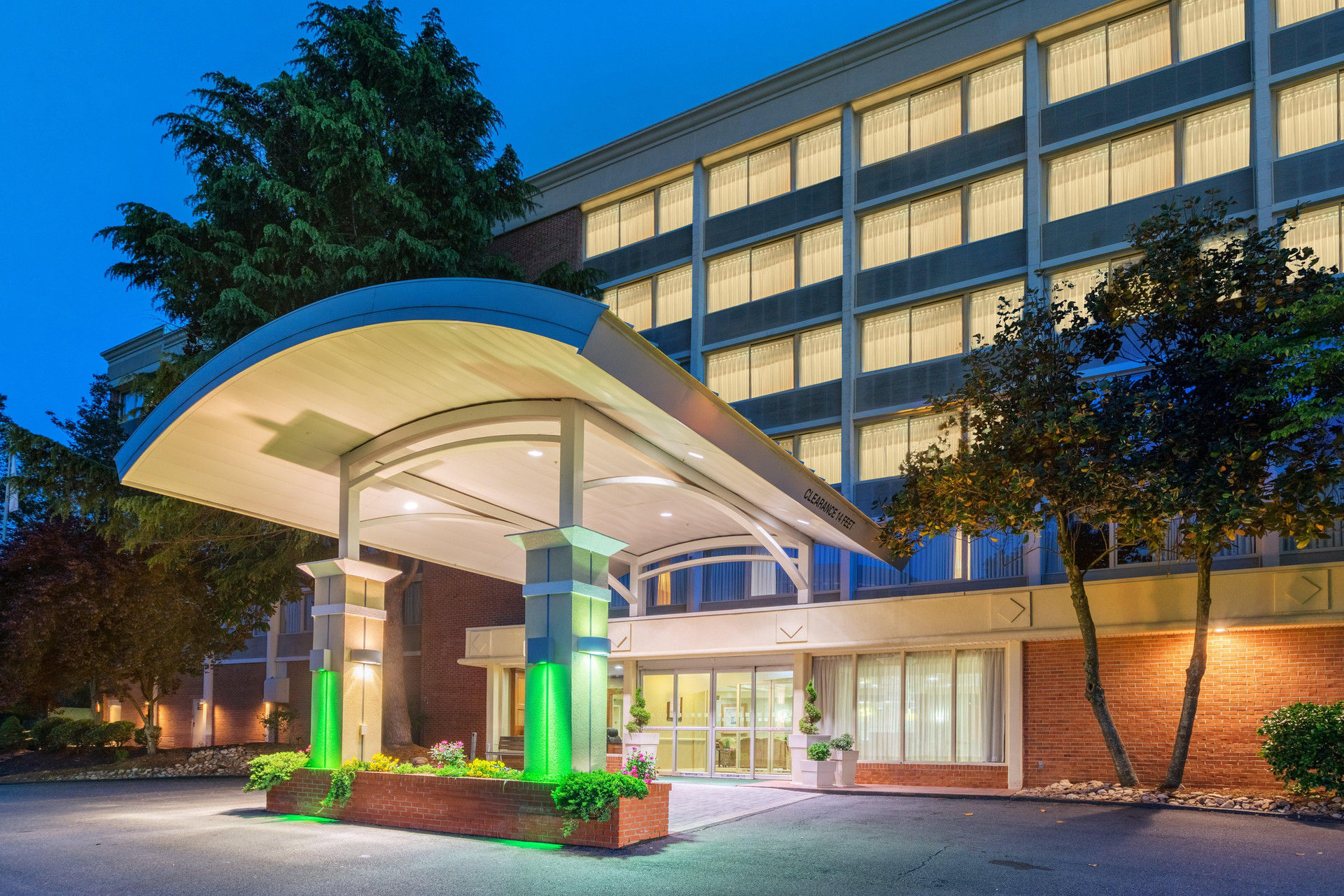 Vista Exterior Holiday Inn Charlottesville-Monticello by IHG