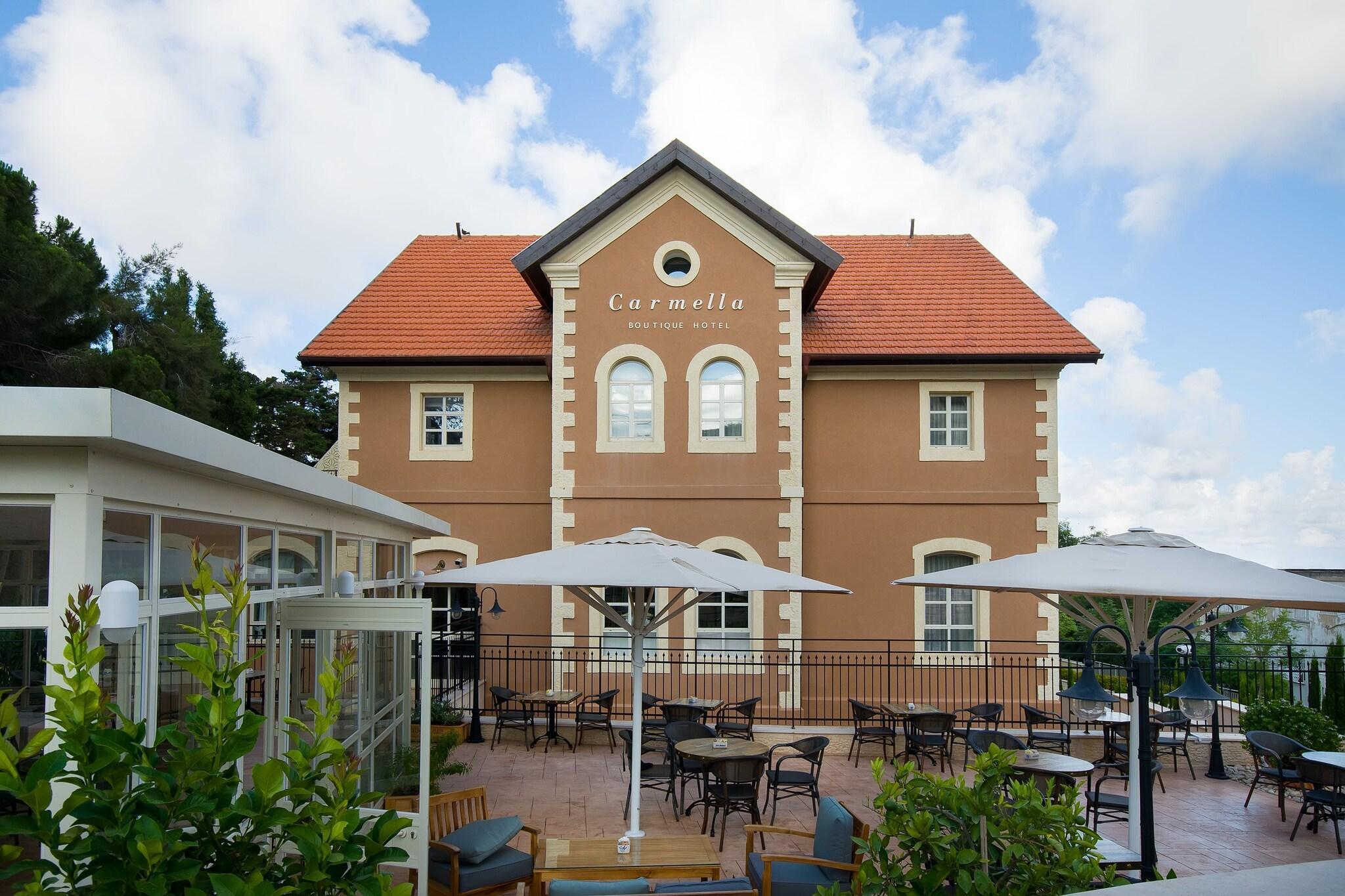 Vista Exterior Carmella Boutique Hotel