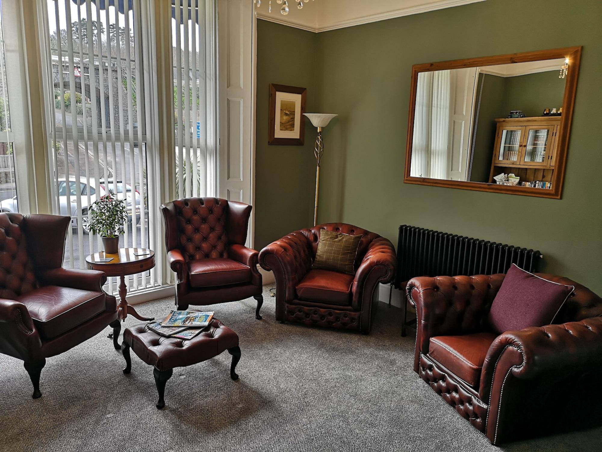 Bar/Salón Harmony Guest House