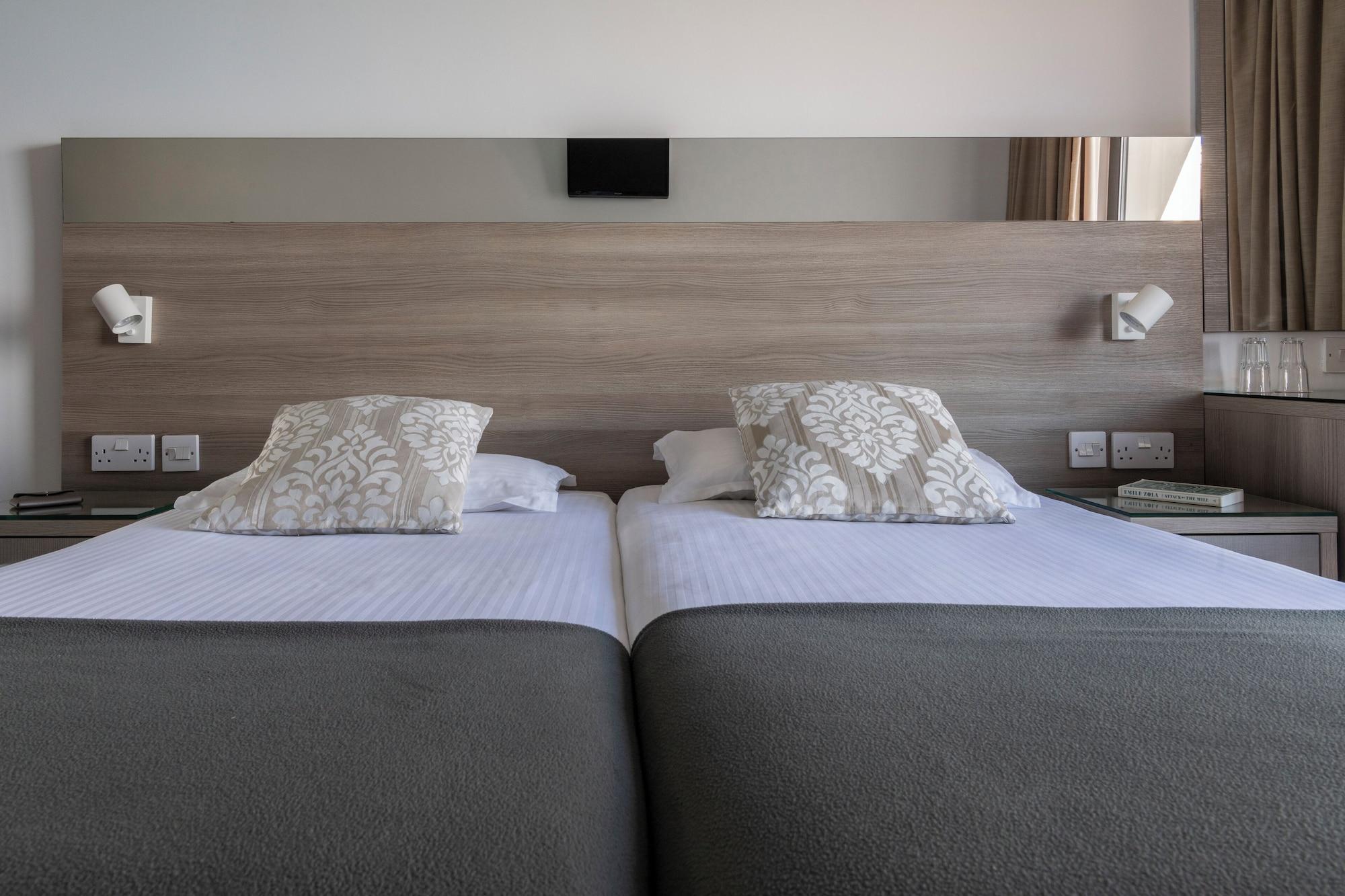 Habitación Plaza Regency Hotels