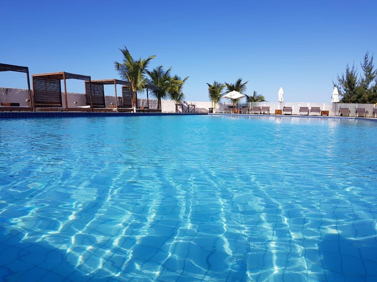 Vista da piscina Hotel Vila Jardim