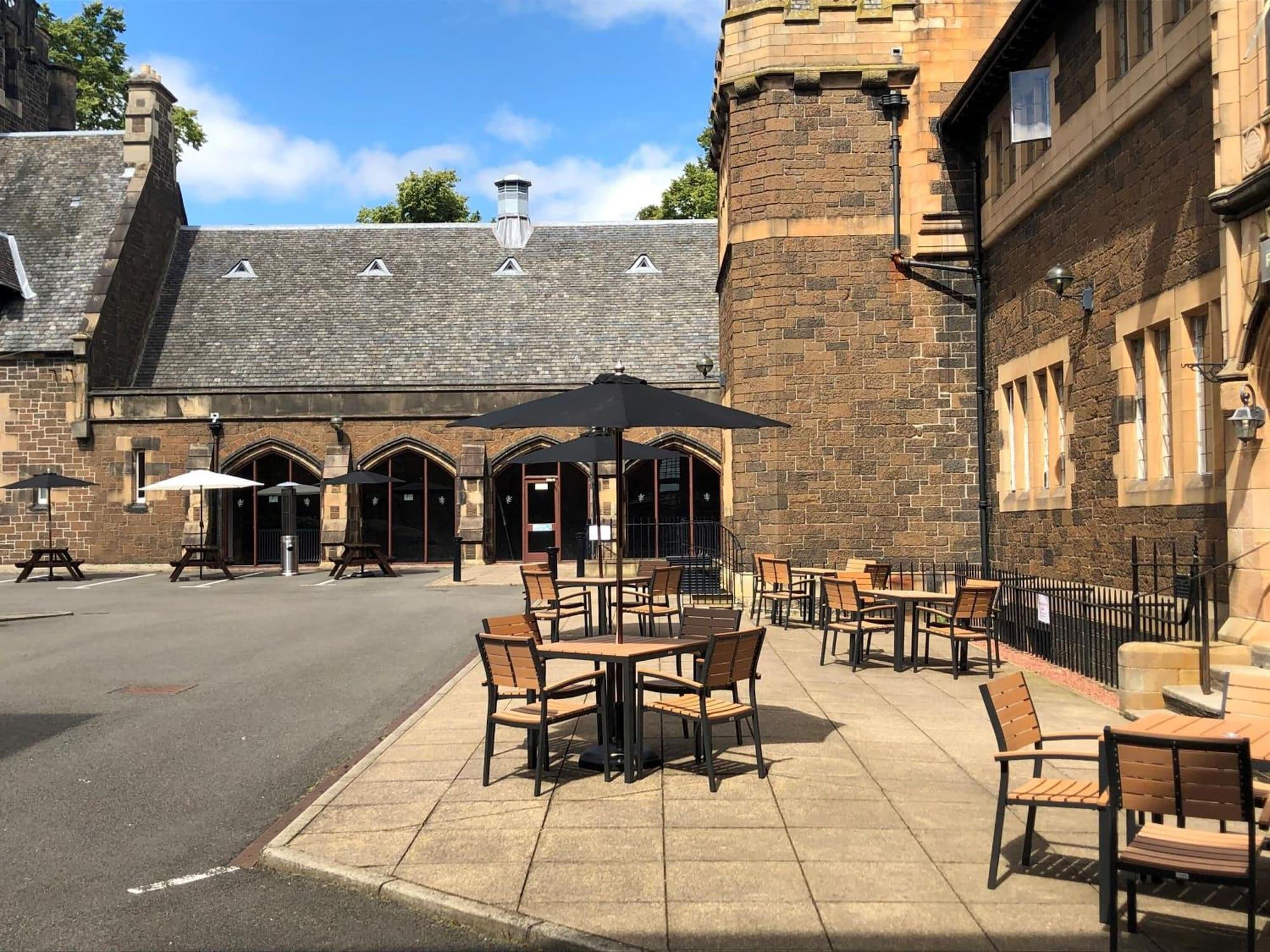 Vista Exterior The Stirling Highland Hotel