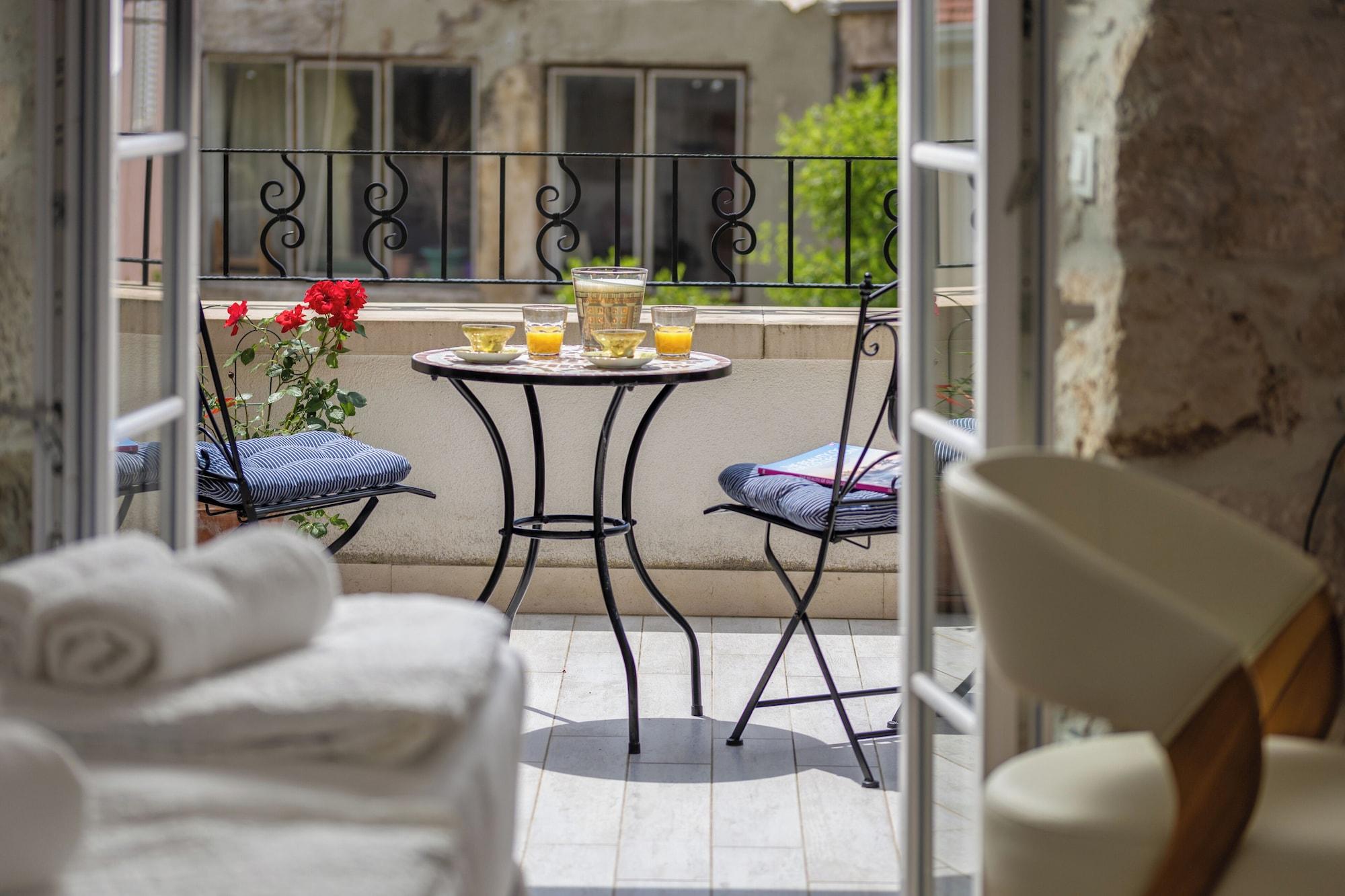 Equipamiento de Habitación Casa Columba