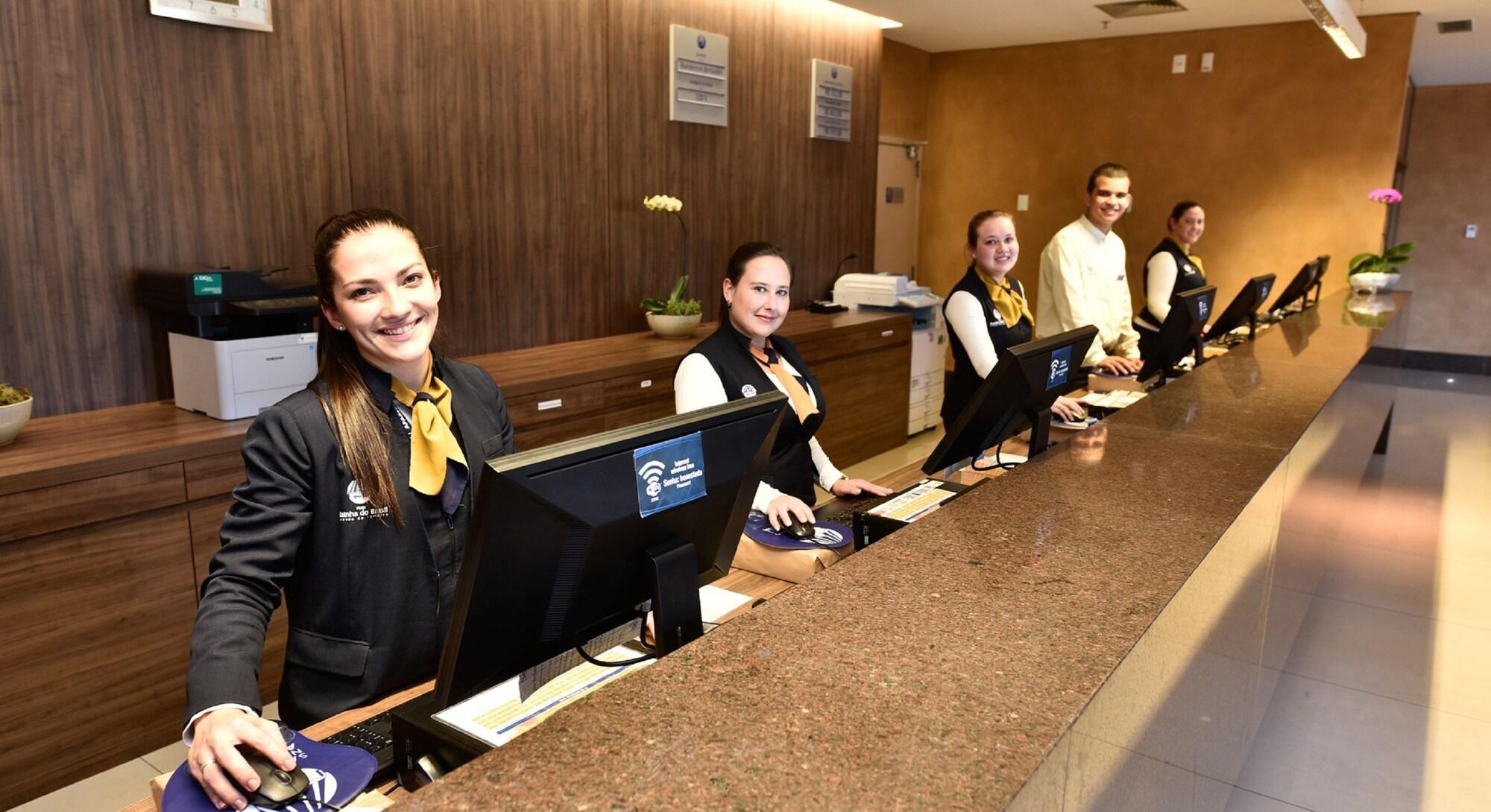 Vista Lobby Hotel Rainha do Brasil