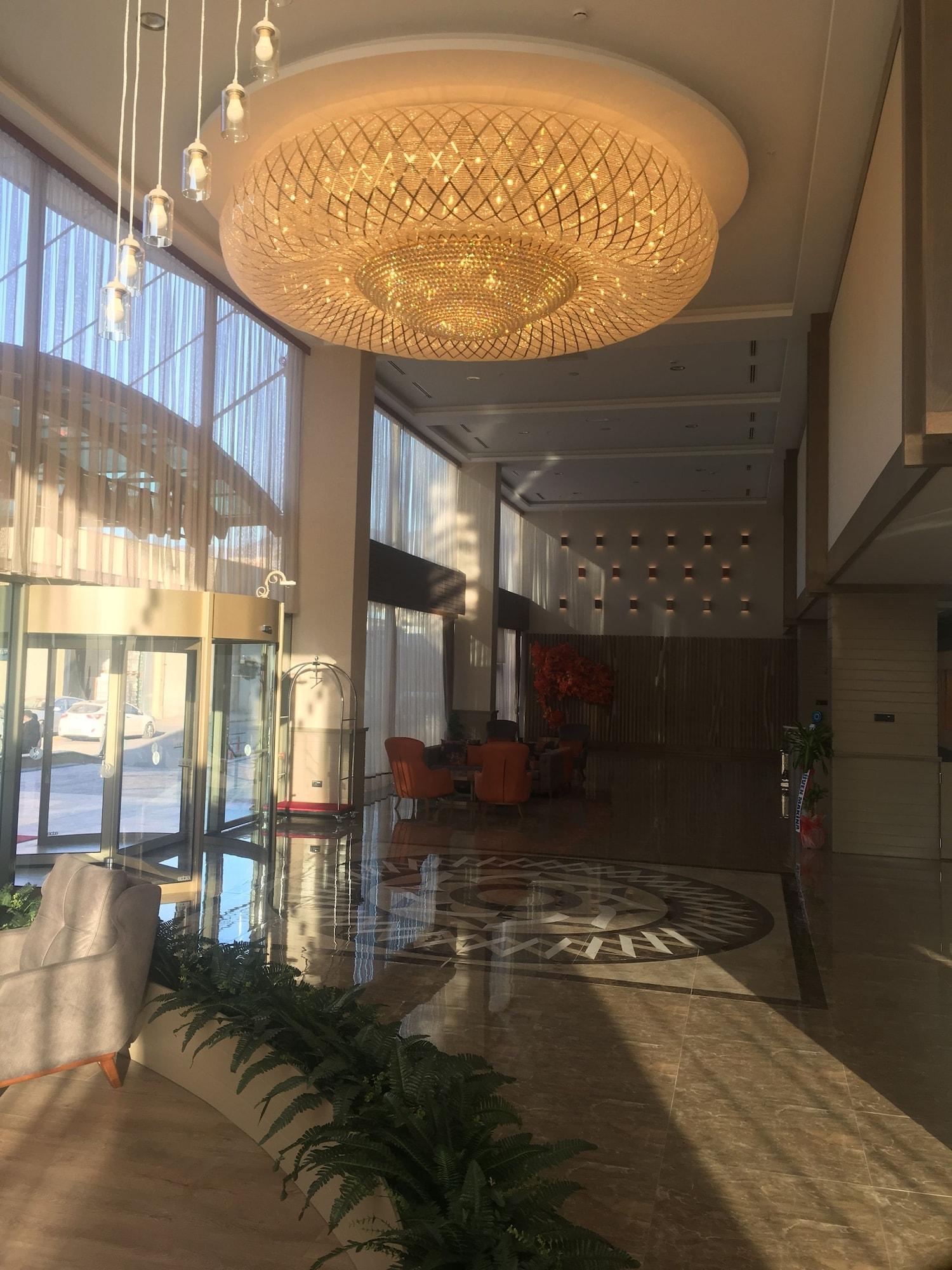 Vista Lobby Ramada by Wyndham Iskenderun