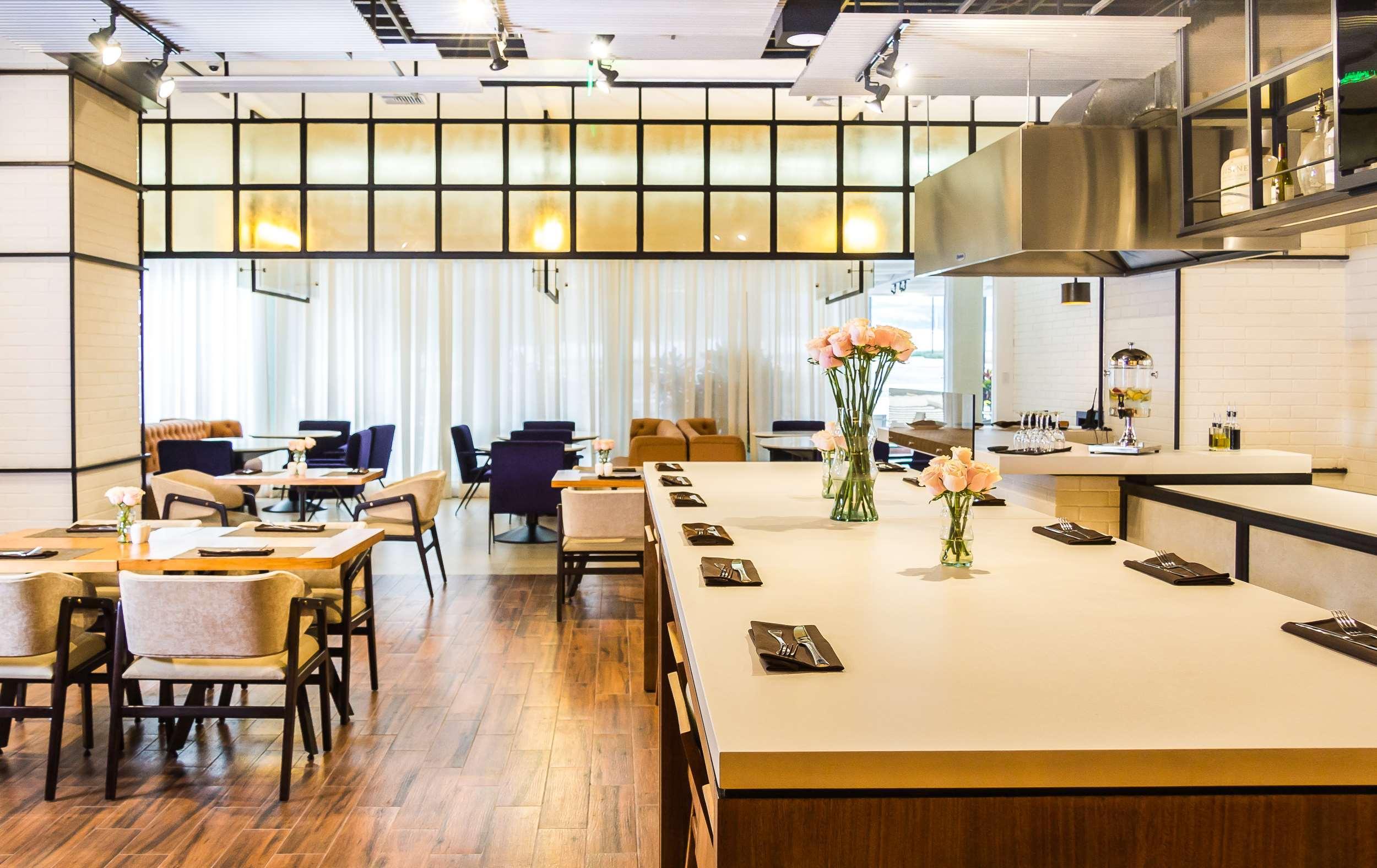 Restaurant Eb hotel By Eurobuilding Quito Airport