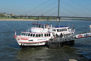Actividad - Recorrido en barco por Düsseldorf